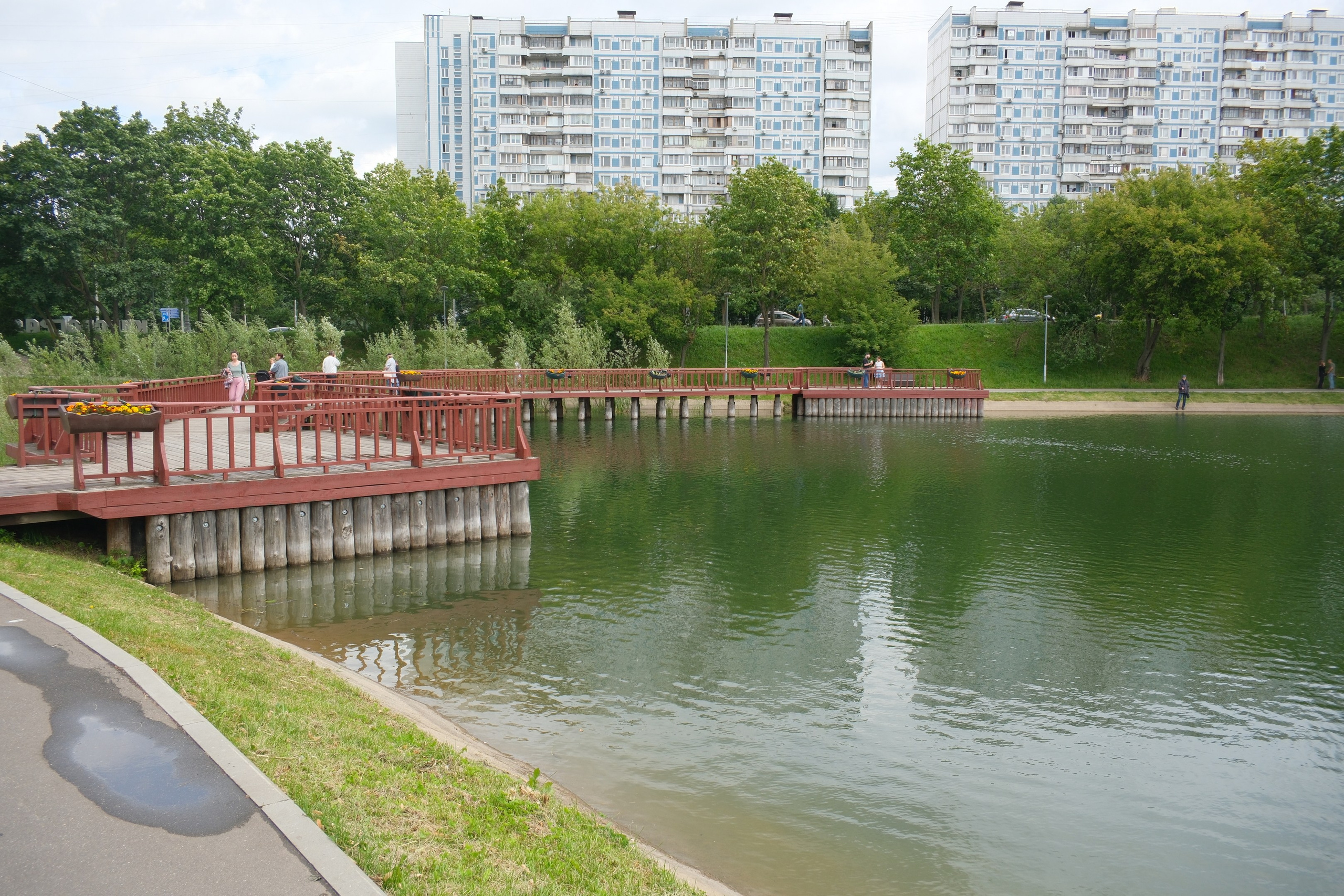 Прогулка на Каскадные пруды в Чертаново 06.07.2025. Улица, люди, жизнь…