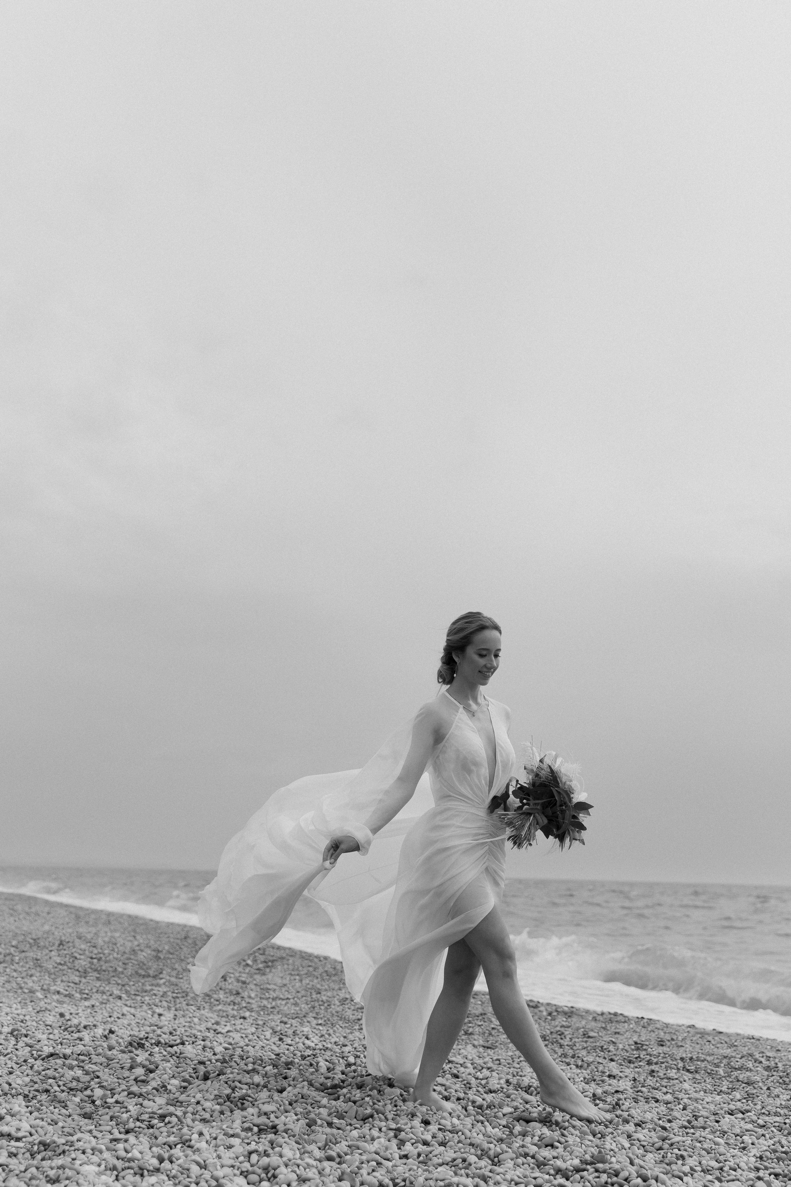 На берегу моря…. СВАДЕБНЫЙ ФОТОГРАФ В КРЫМУ И СЕВАСТОПОЛЕ