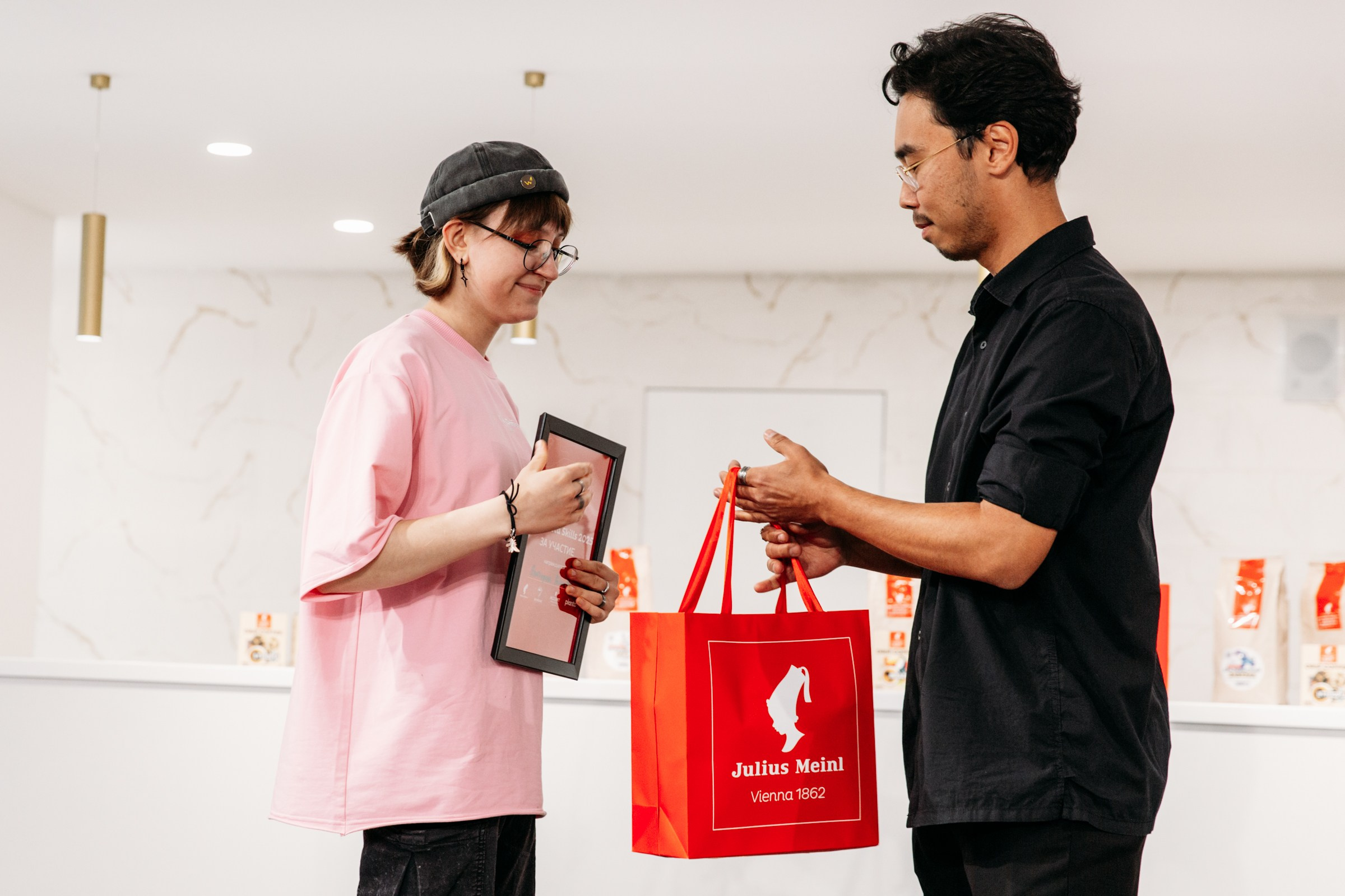 Чемпионат для бариста от Julius Meinl 2025. Фотограф в Иркутске Евгения Айвазова