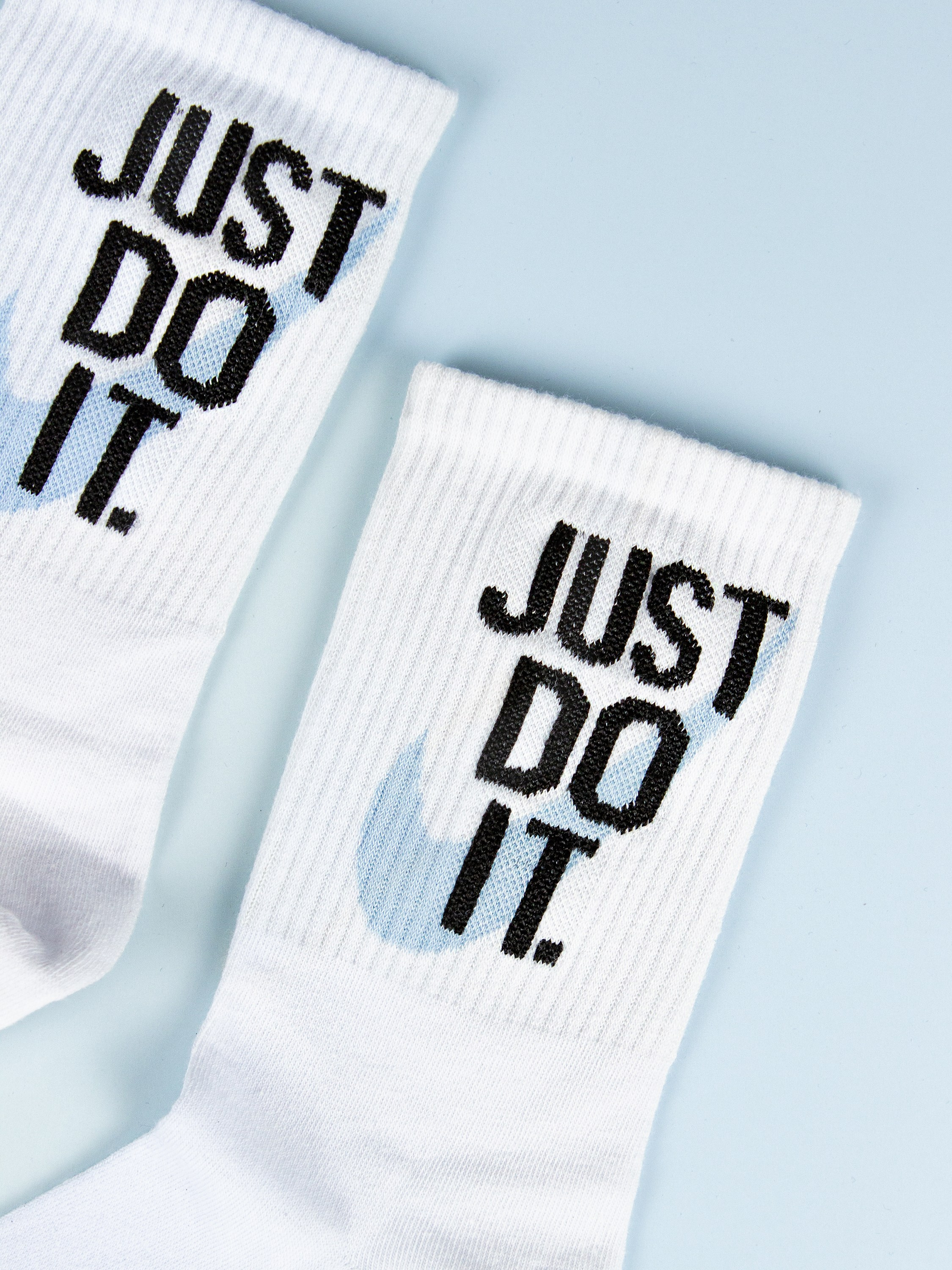 Цветной фон. DEWA | фотостудия для маркетплейсов