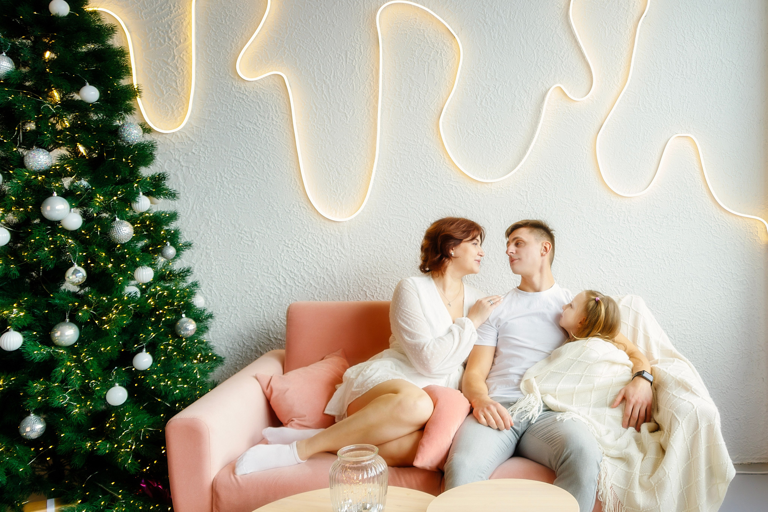 Семейная фотостудия. Семейный, свадебный и детский фотограф в Новосибирске Ольга Хидченко