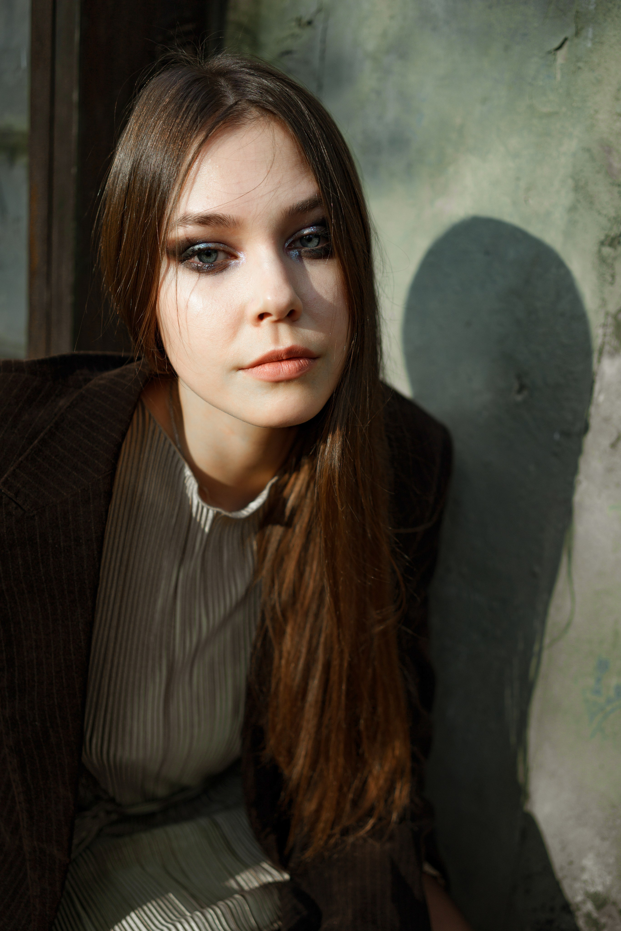 Фотосессия в проходных дворах и неклассическом центре СПб | Лена Голубева