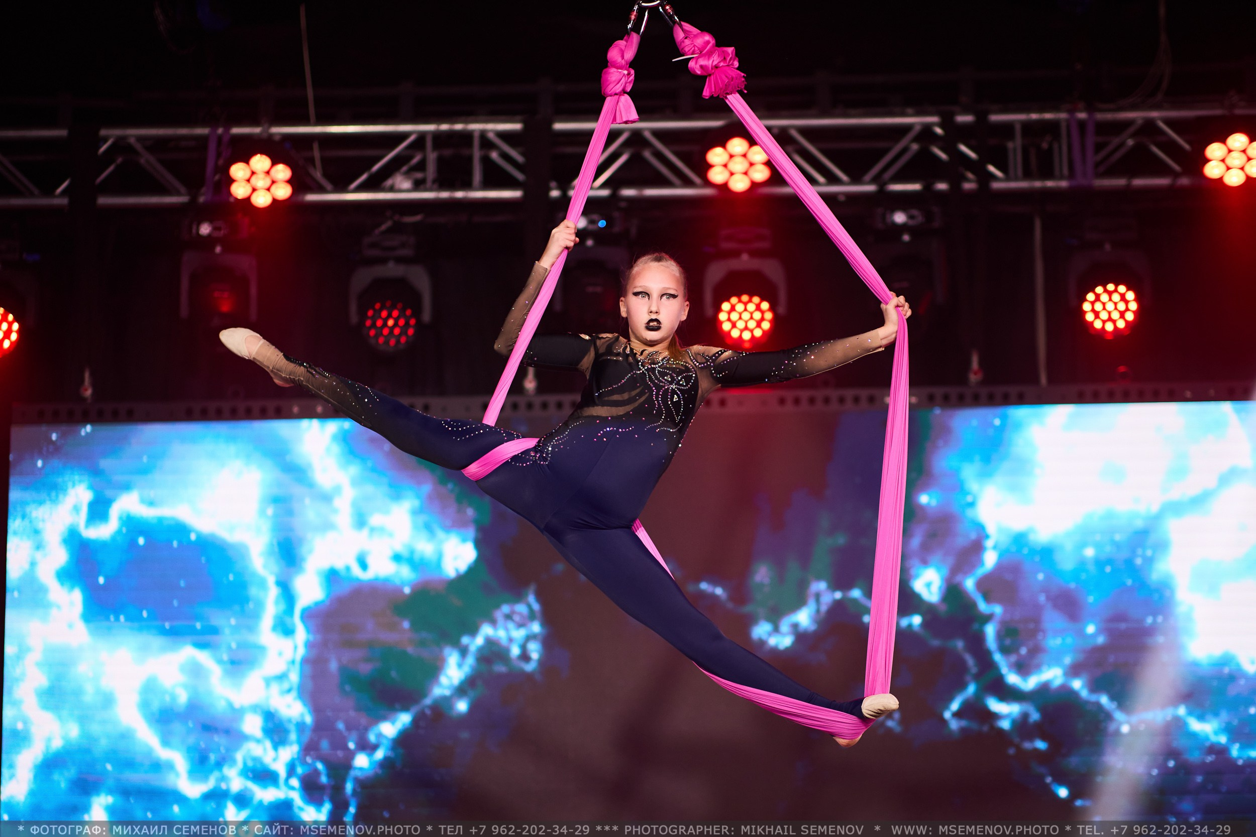 АНОНС фоторепортажа с Юбилейного концерта «ГРАЦИЯ». Фотограф, фотопроекты Михаила Семенова в Ярославле. Фотошкола