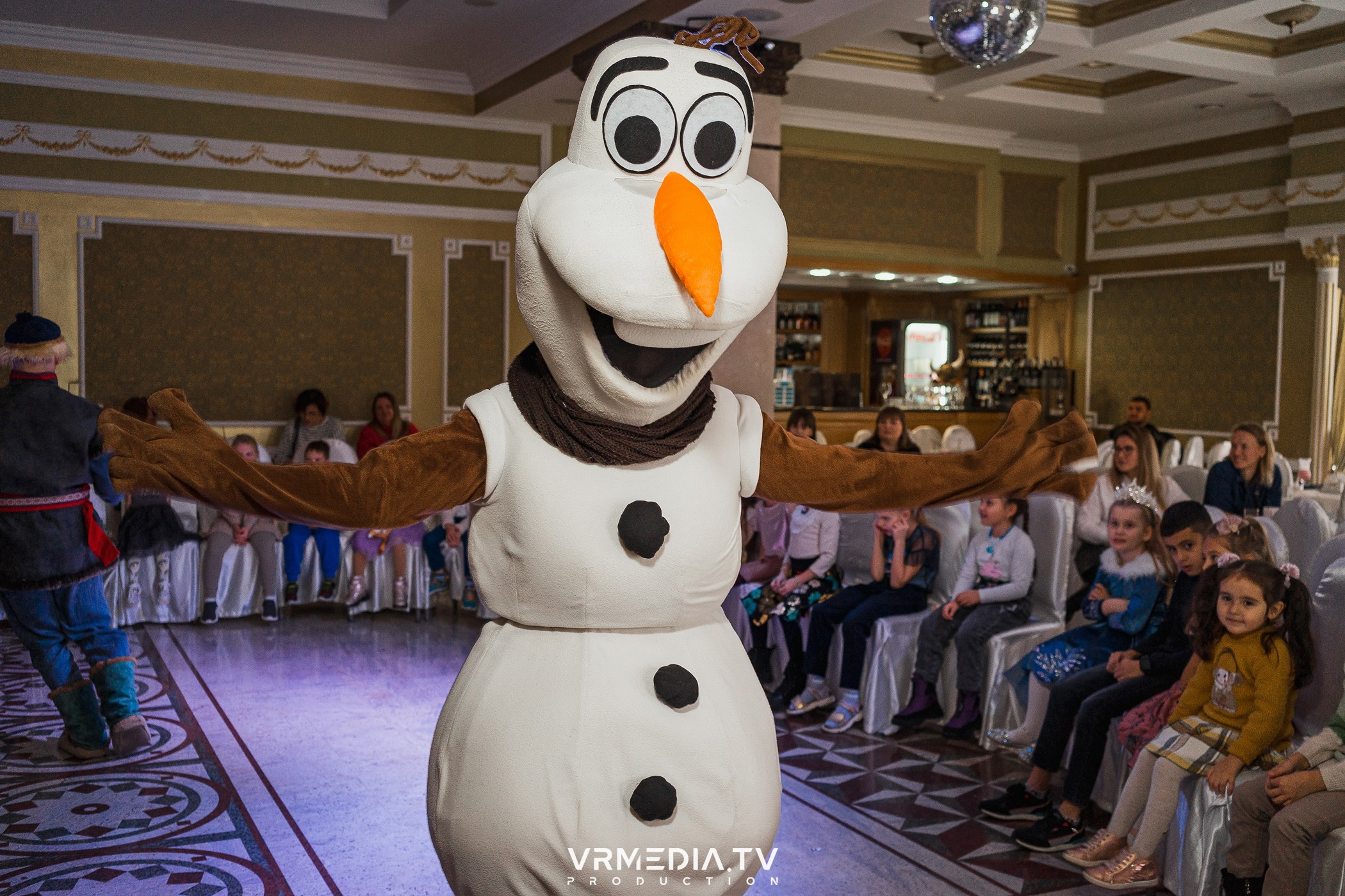 ХОЛОДНОЕ СЕРДЦЕ в ресторане «Империя»