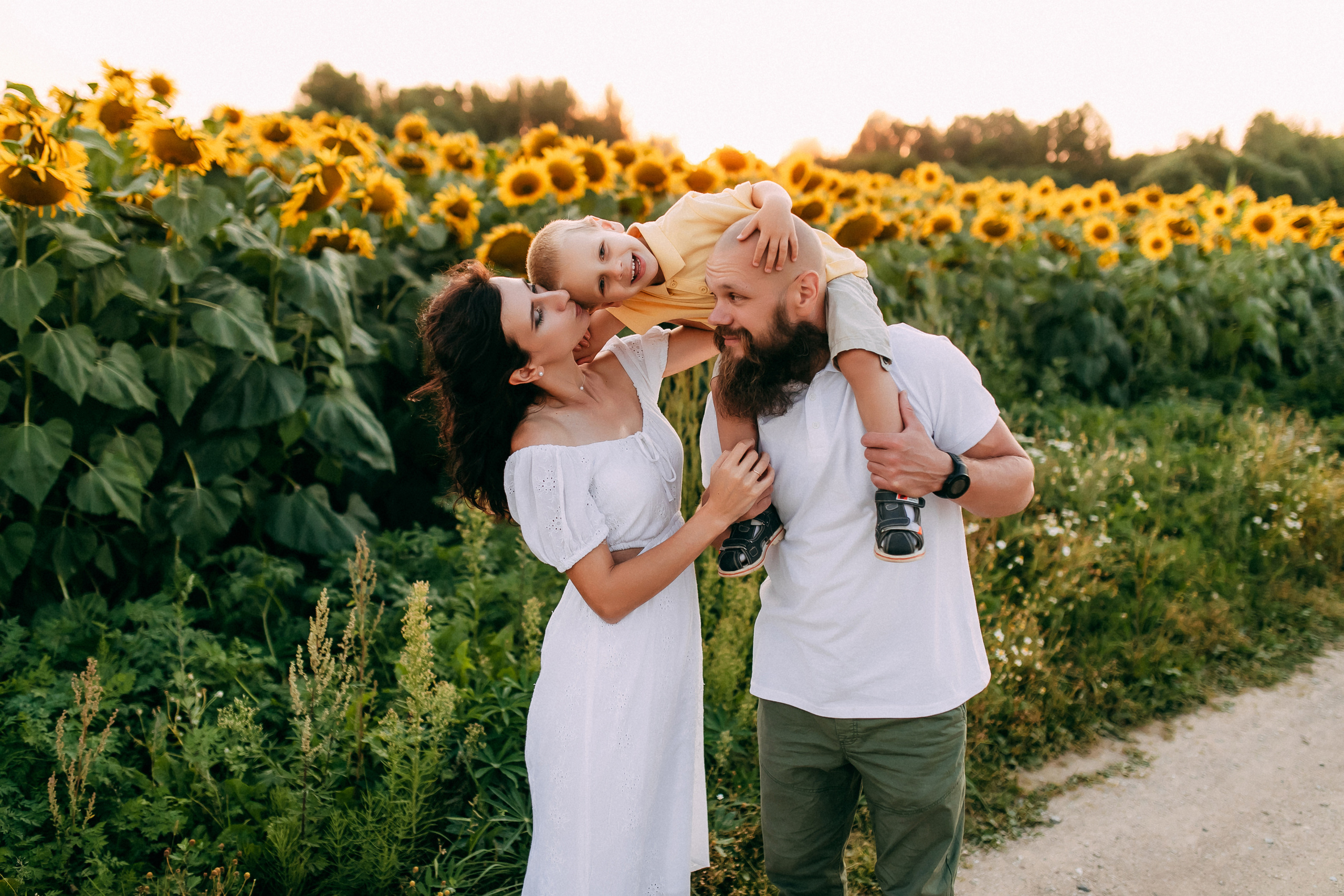 Однажды в подсолнухах. Свадебный и семейный фотограф Анастасия Меркуль