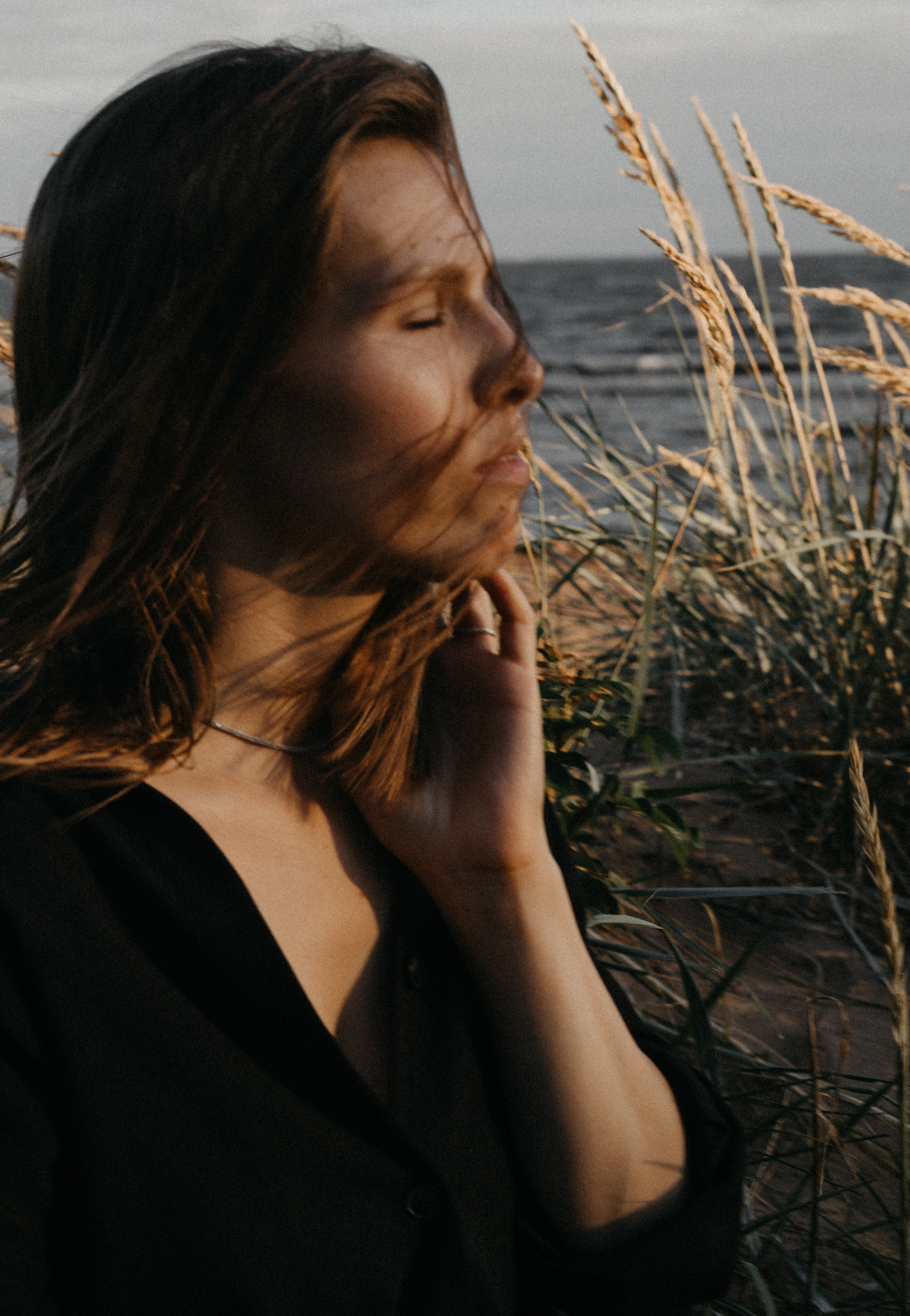 «Сядь в поезд, высадись у моря». Свадебный фотограф Таня Караисаева