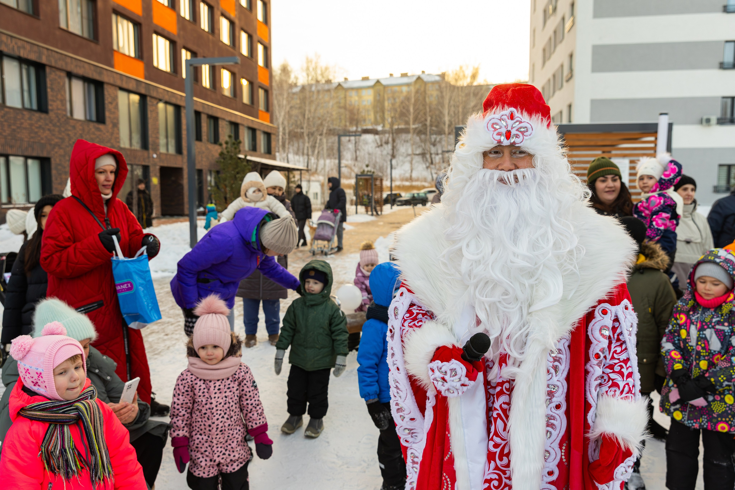 Уличный праздник ЖК «Геометрия». Фотограф Александр Поздняков  Новосибирск