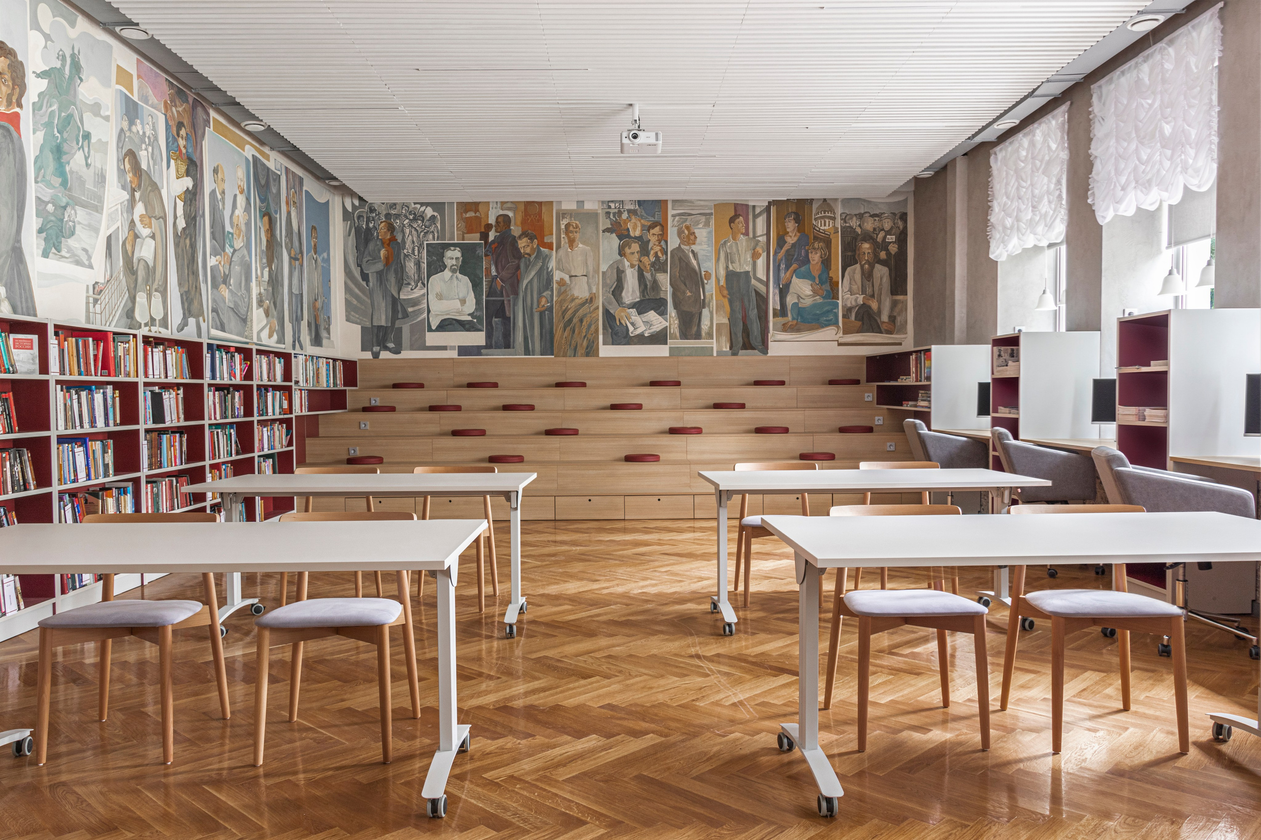 Библиотека им. Гладиной в Апатитах. Интерьерный фотограф Варвара Чеснокова