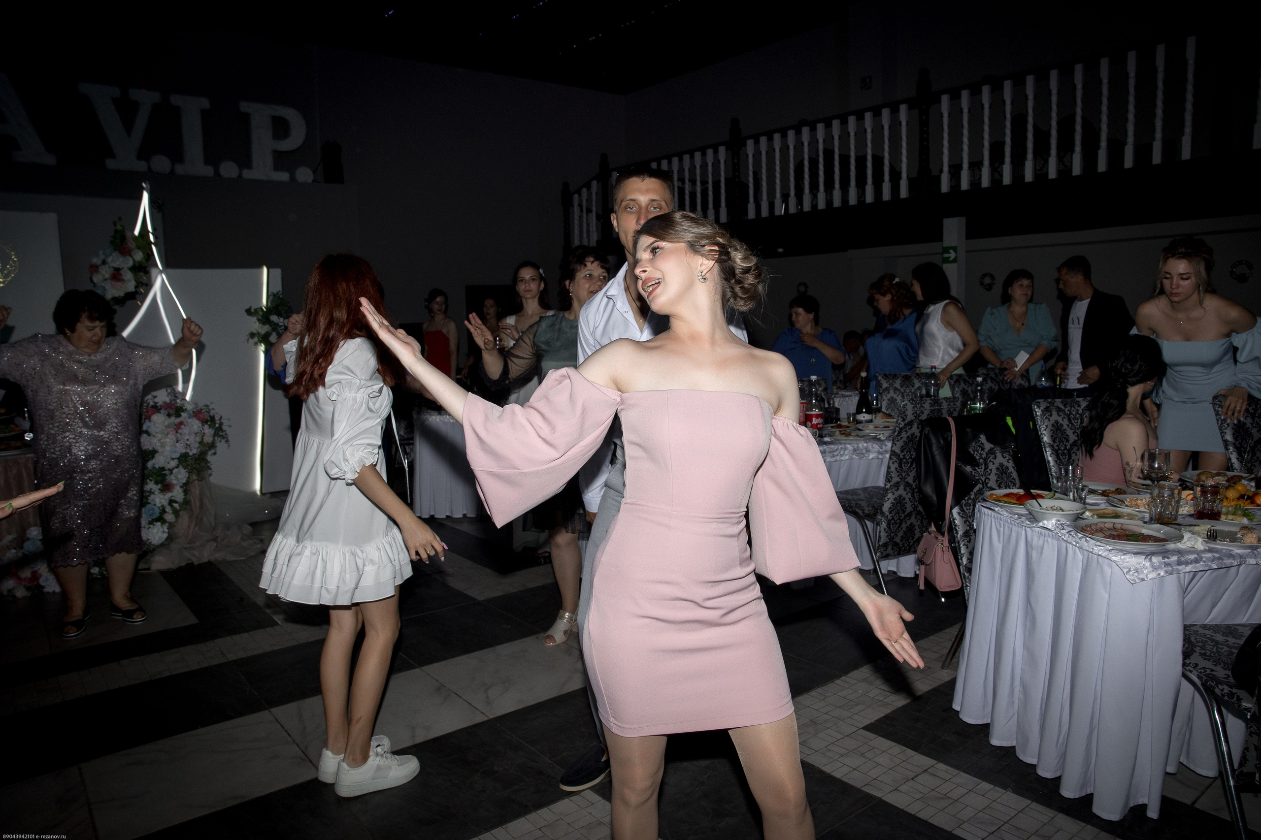 Андрей и Владислава. Свадебный и семейный фотограф Евгений Резанов