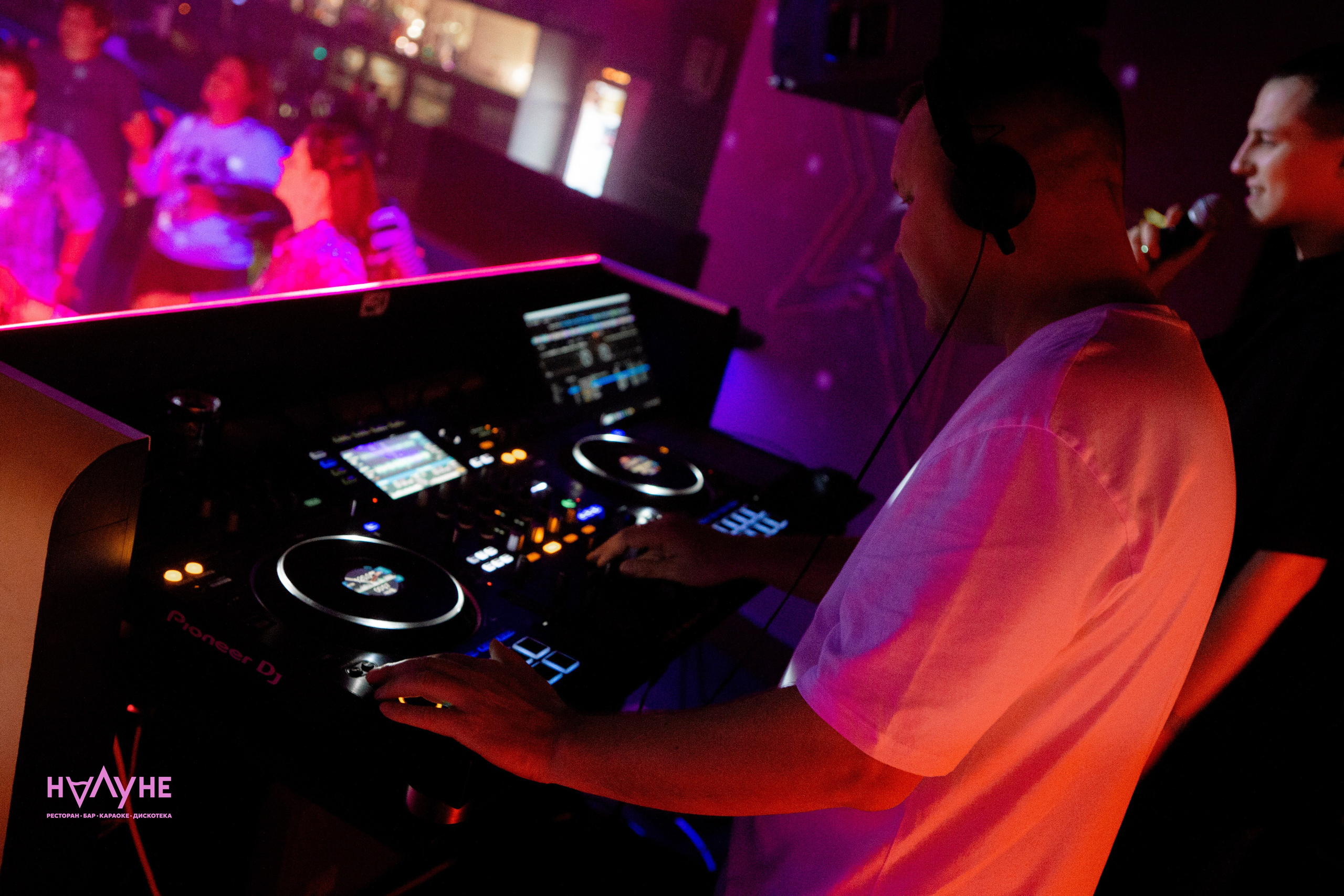 БАРЫ/КЛУБЫ. ДИНИСЛАМ ГАЛЕЕВ | ФОТОГРАФ | МОСКВА