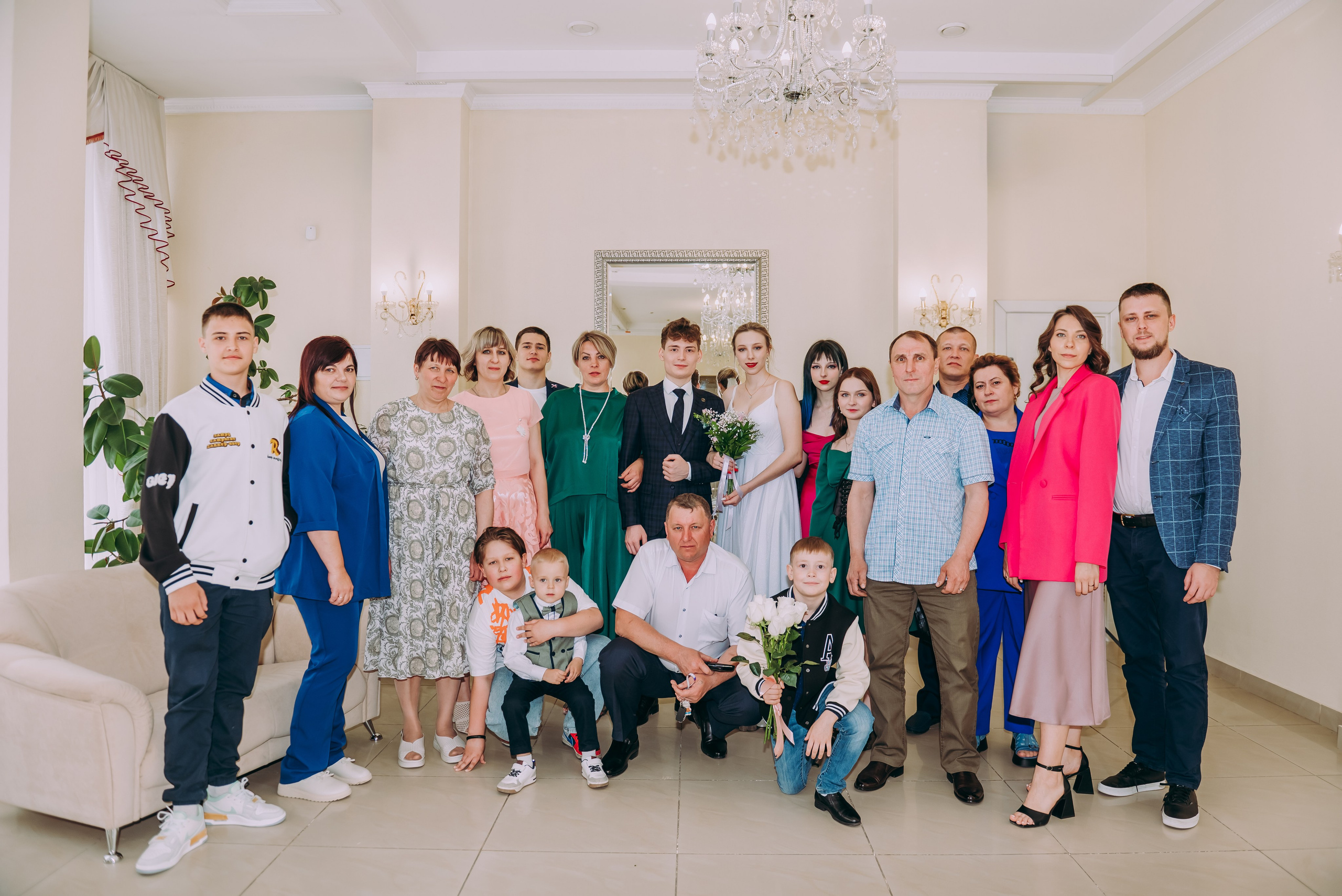 Свадебная фотосессия в музыкальном театре в г. Кемерово