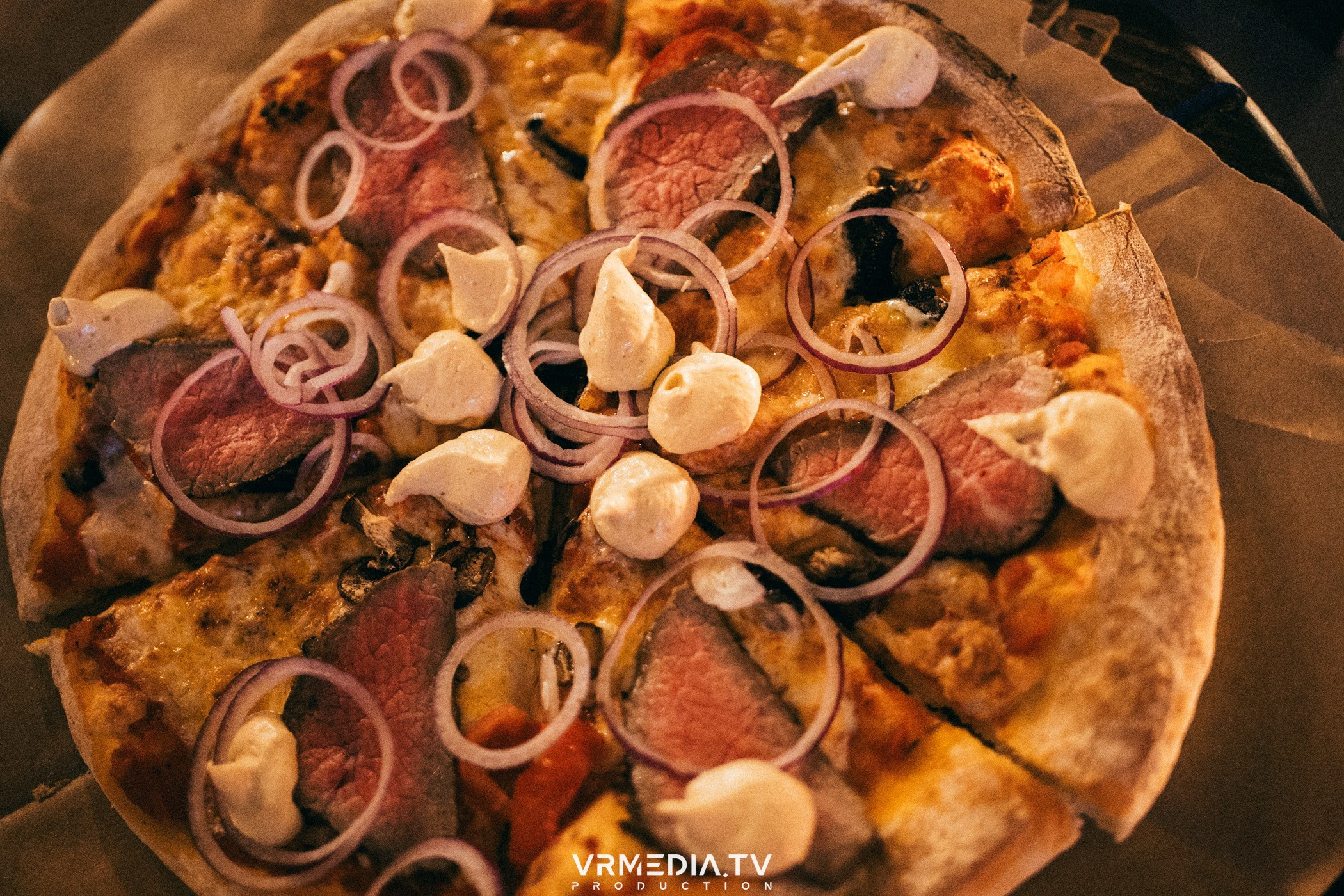 Art Talk с Pandora Secret в баре «Supreme»