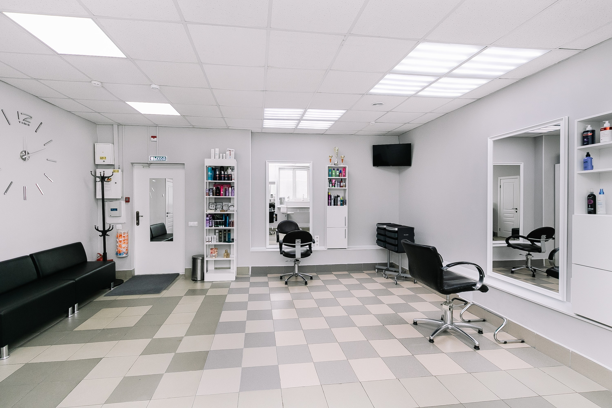 Салон красоты. Свадебный и репортажный фотограф в Новосибирске Матлак Дарья