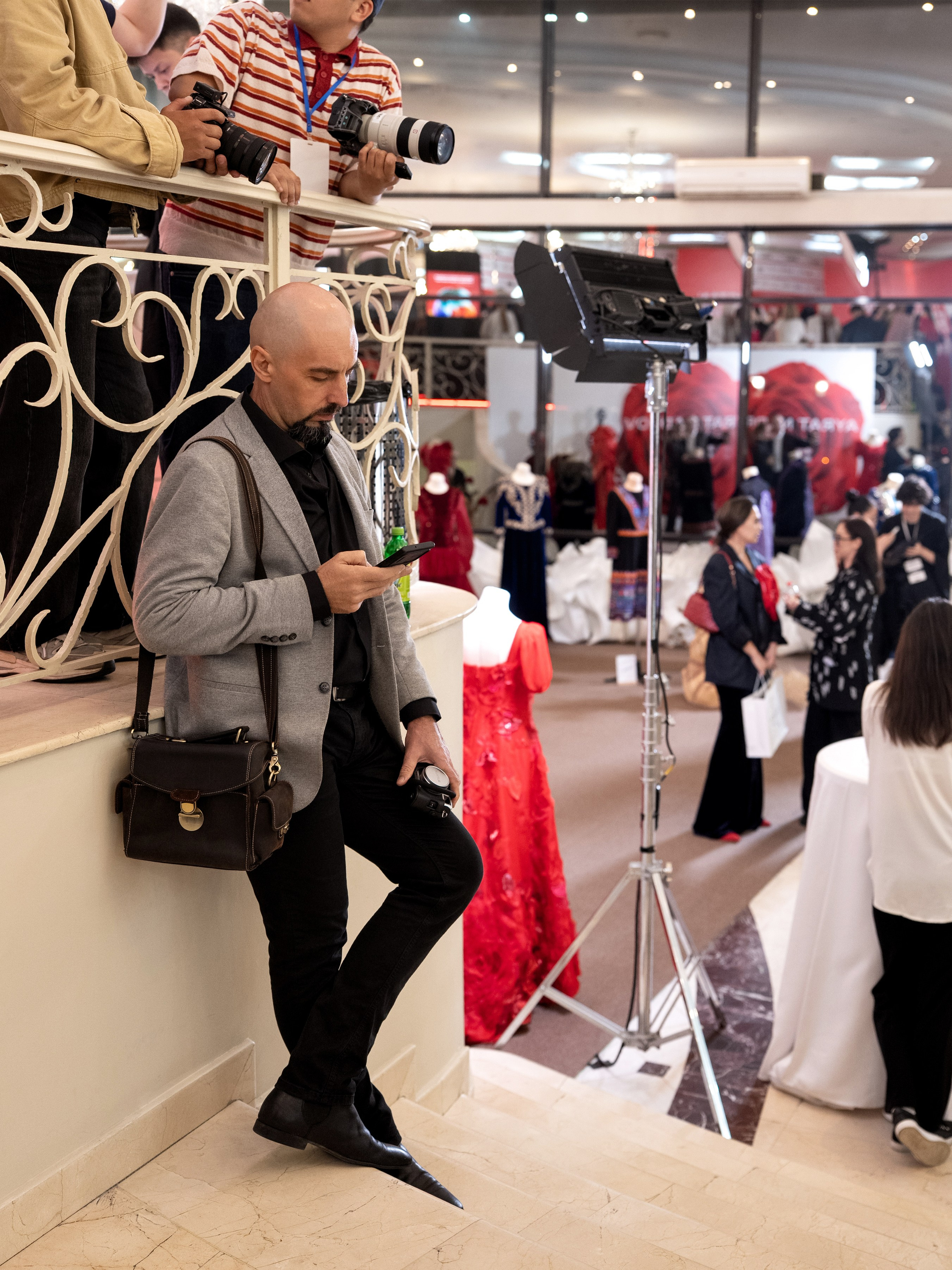 Backstage Day 3. Сайт Алматинского НЮ АРТ, будуар и фэшн фотографа Дениса Карпенко