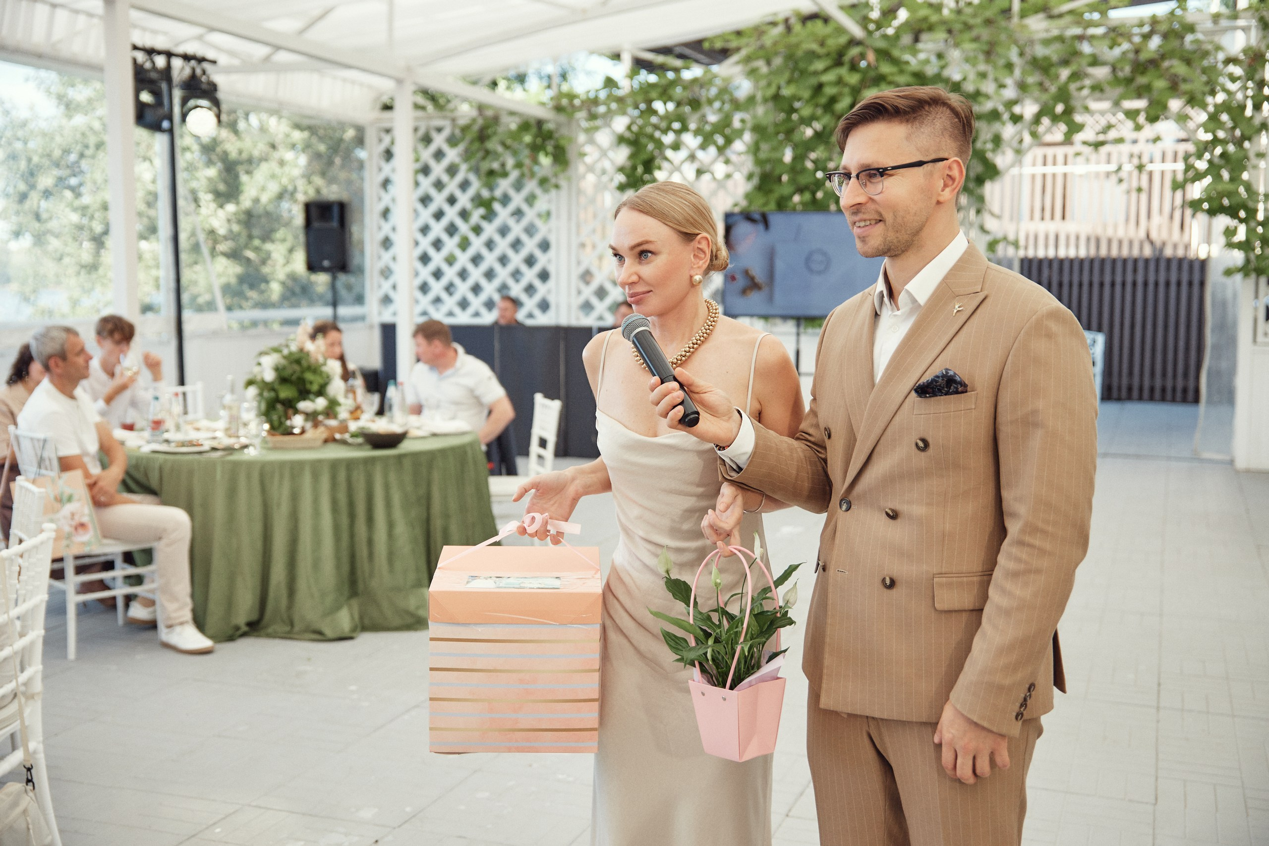 Счастье здесь. Свадебный фотограф Антон Артюшин. Работаю в Нижнем Новгороде и Москве