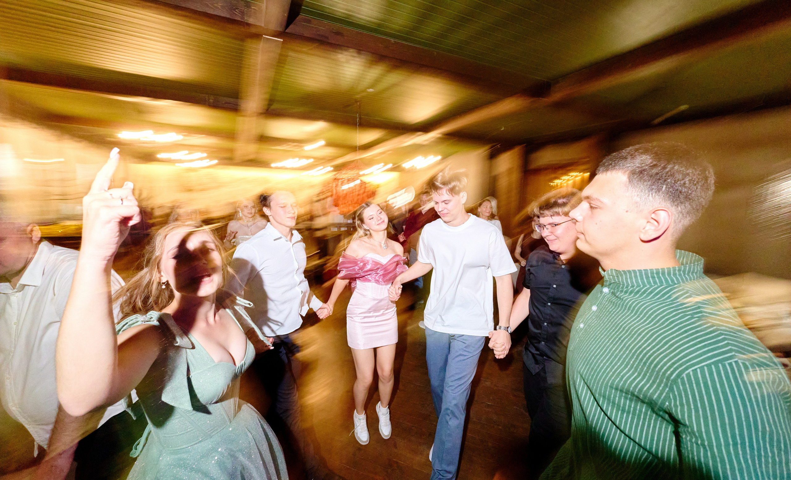 Выпускной 35 Сош. Фотограф Выпускные альбомы Таганрог Сергей Коробченко