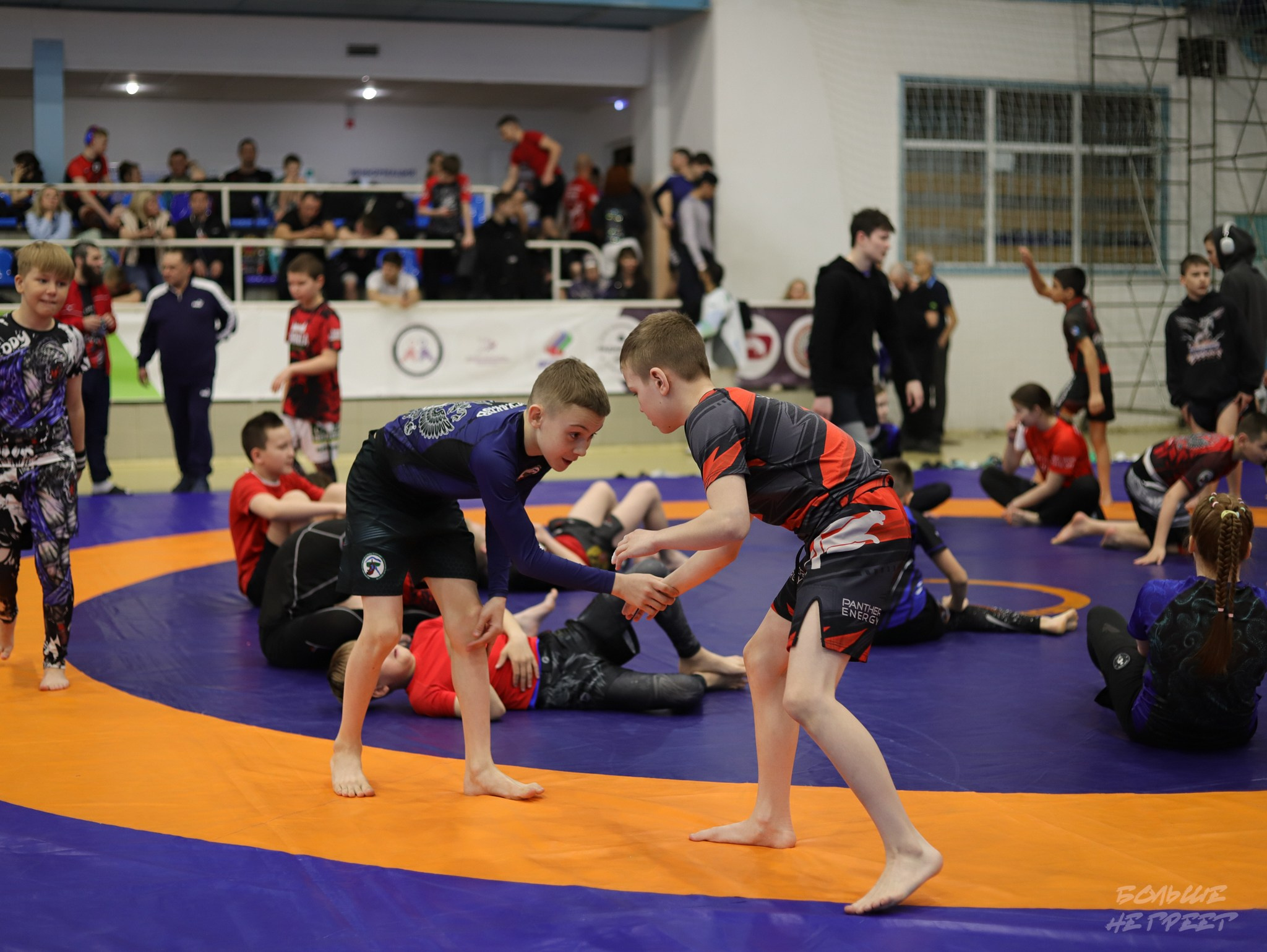 ПЕРВЕНСТВО УРФО ПО СПОРТИВНОЙ БОРЬБЕ ГРЭППЛИНГ И ГРЭППЛИНГ-ГИ. Больше не греет