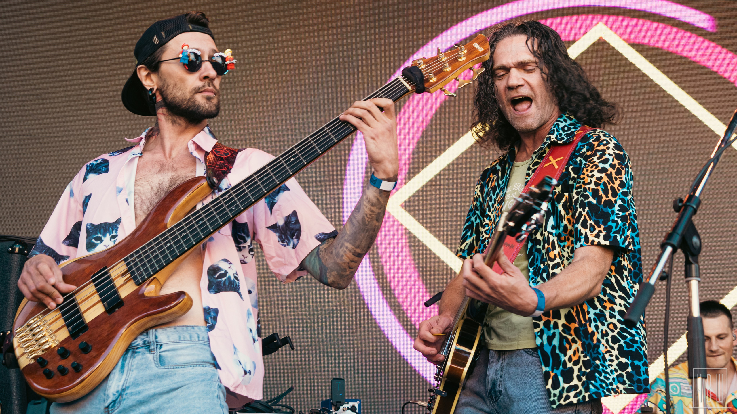 Живой! 2025, День Второй. Человек в Шляпе