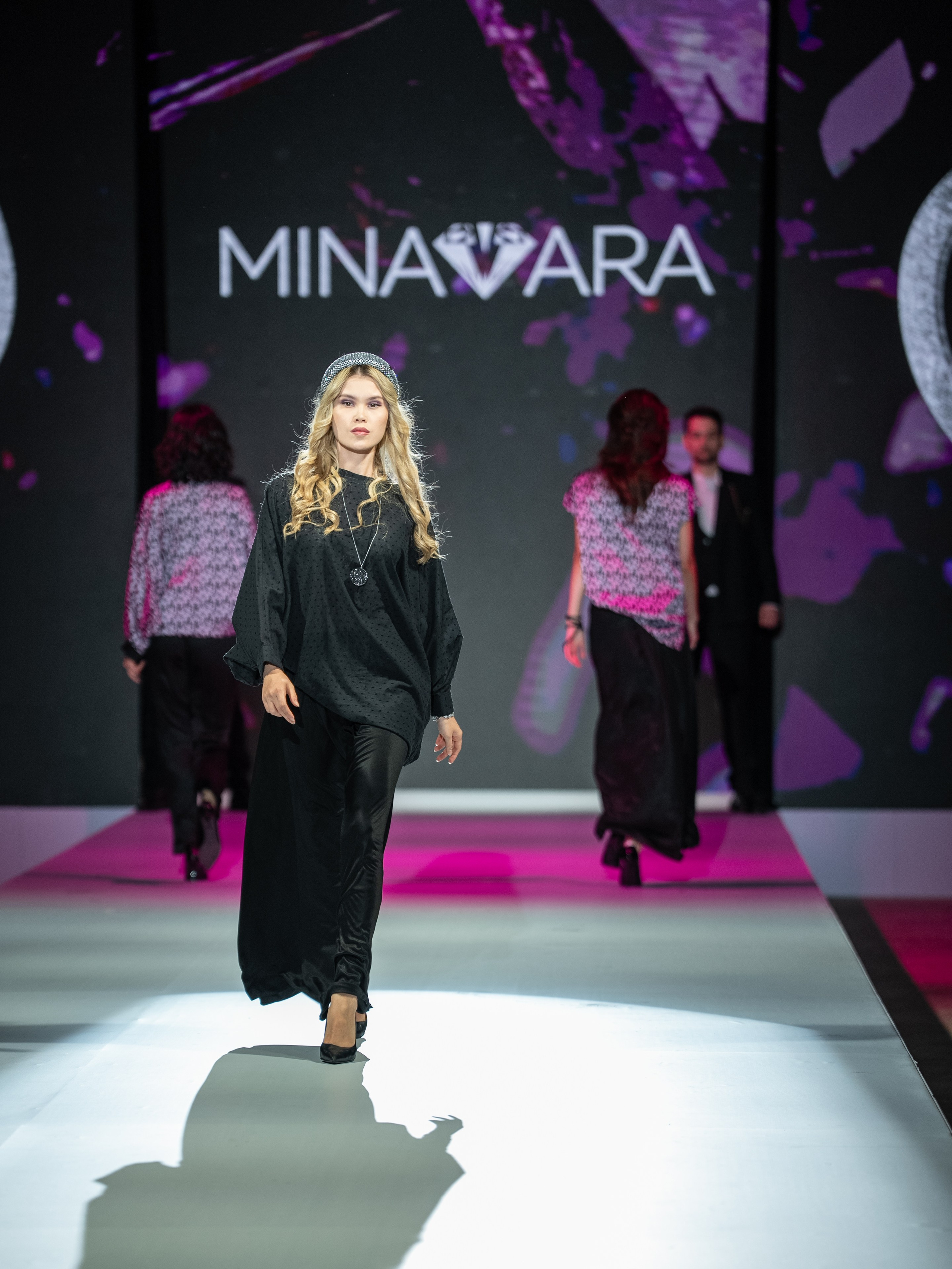 Eurasia Fashion Week Minavara. Сайт Алматинского НЮ АРТ, будуар и фэшн фотографа Дениса Карпенко