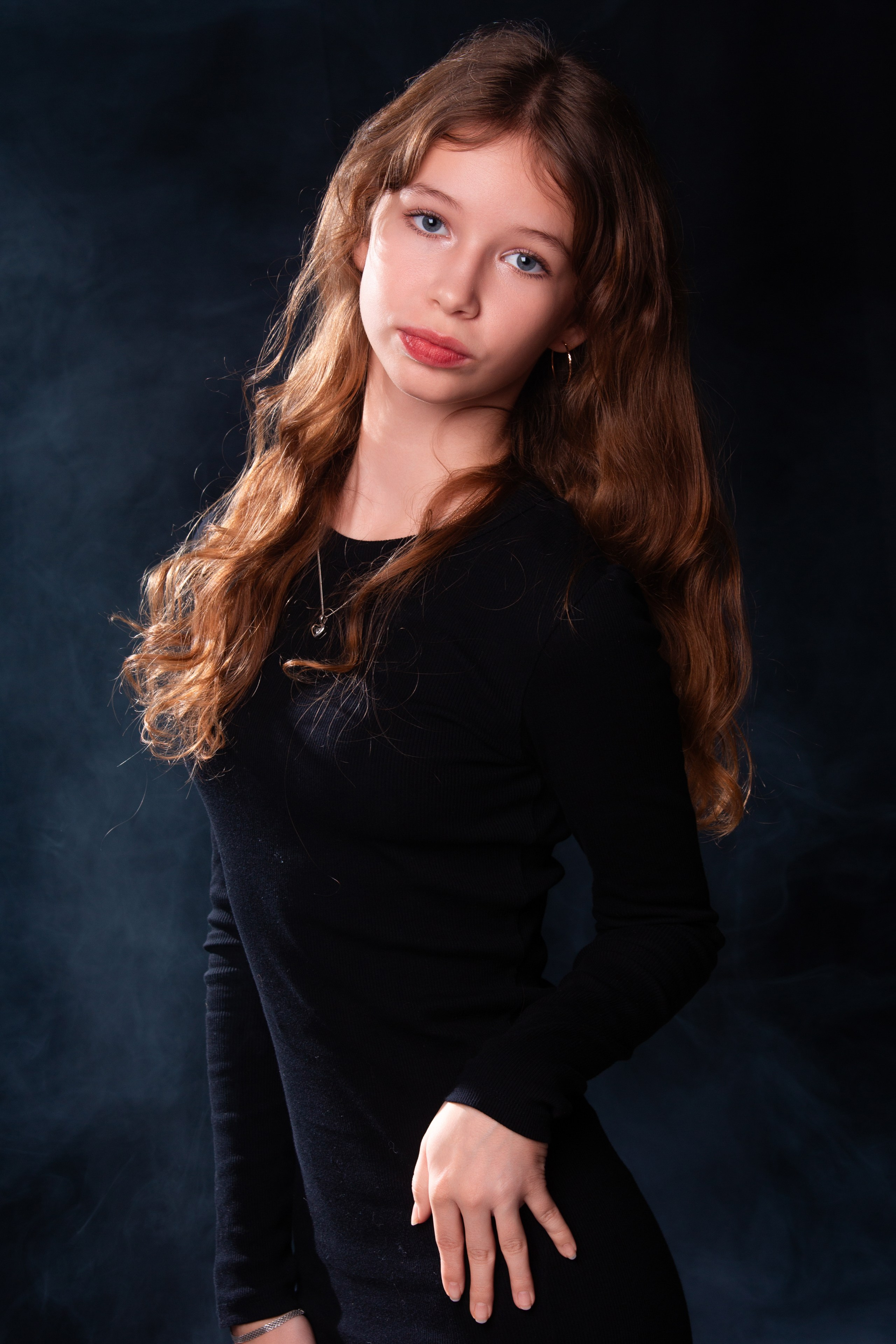 СЪЕМКА ПОРТРЕТОВ НА ЧЕРНОМ ФОНЕ + ДЫМ. ТВОЙ АЛЬБОМ / ТВОИ ПРАВИЛА