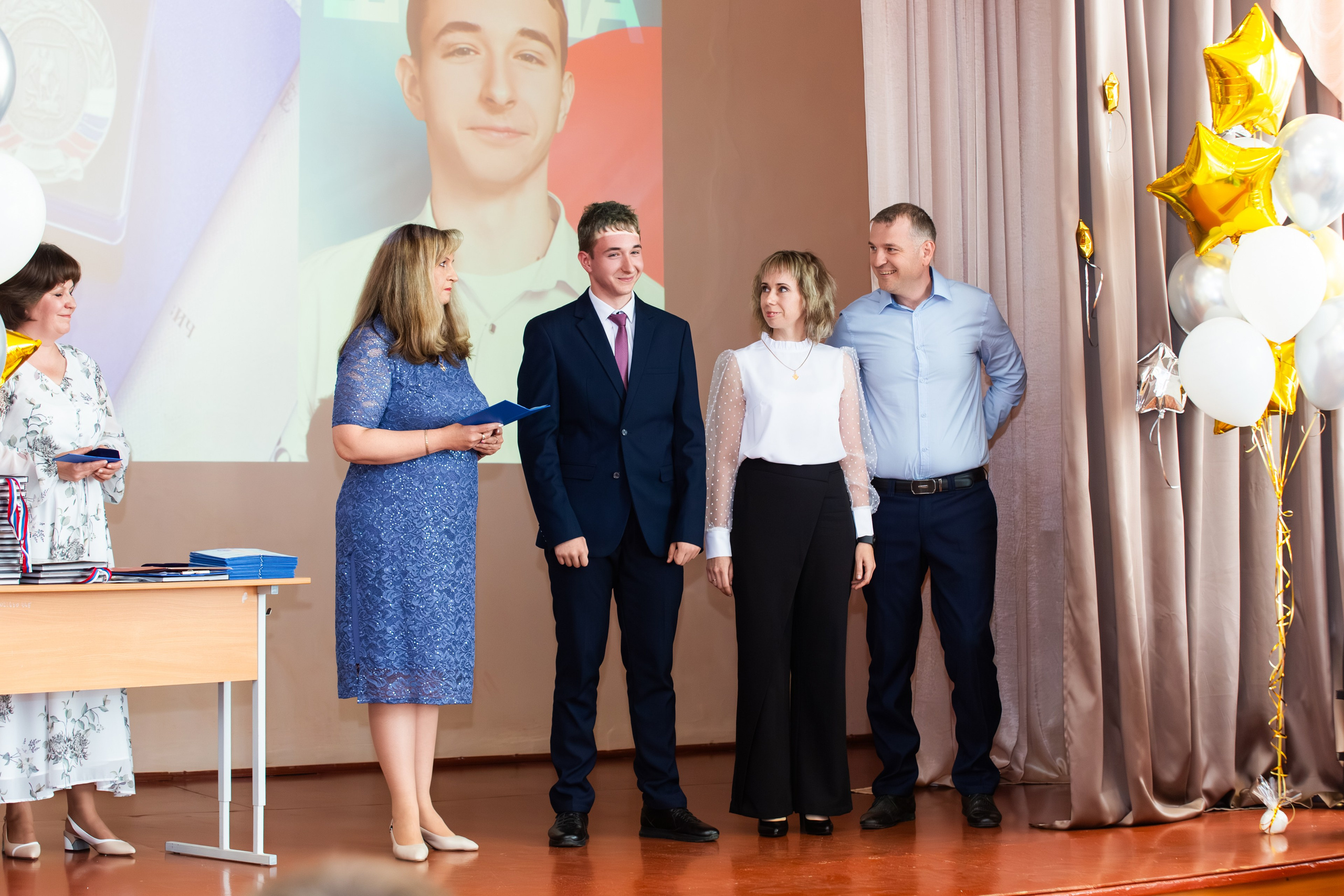 ВРУЧЕНИЕ ДИПЛОМОВ 2025. ТВОЙ АЛЬБОМ / ТВОИ ПРАВИЛА