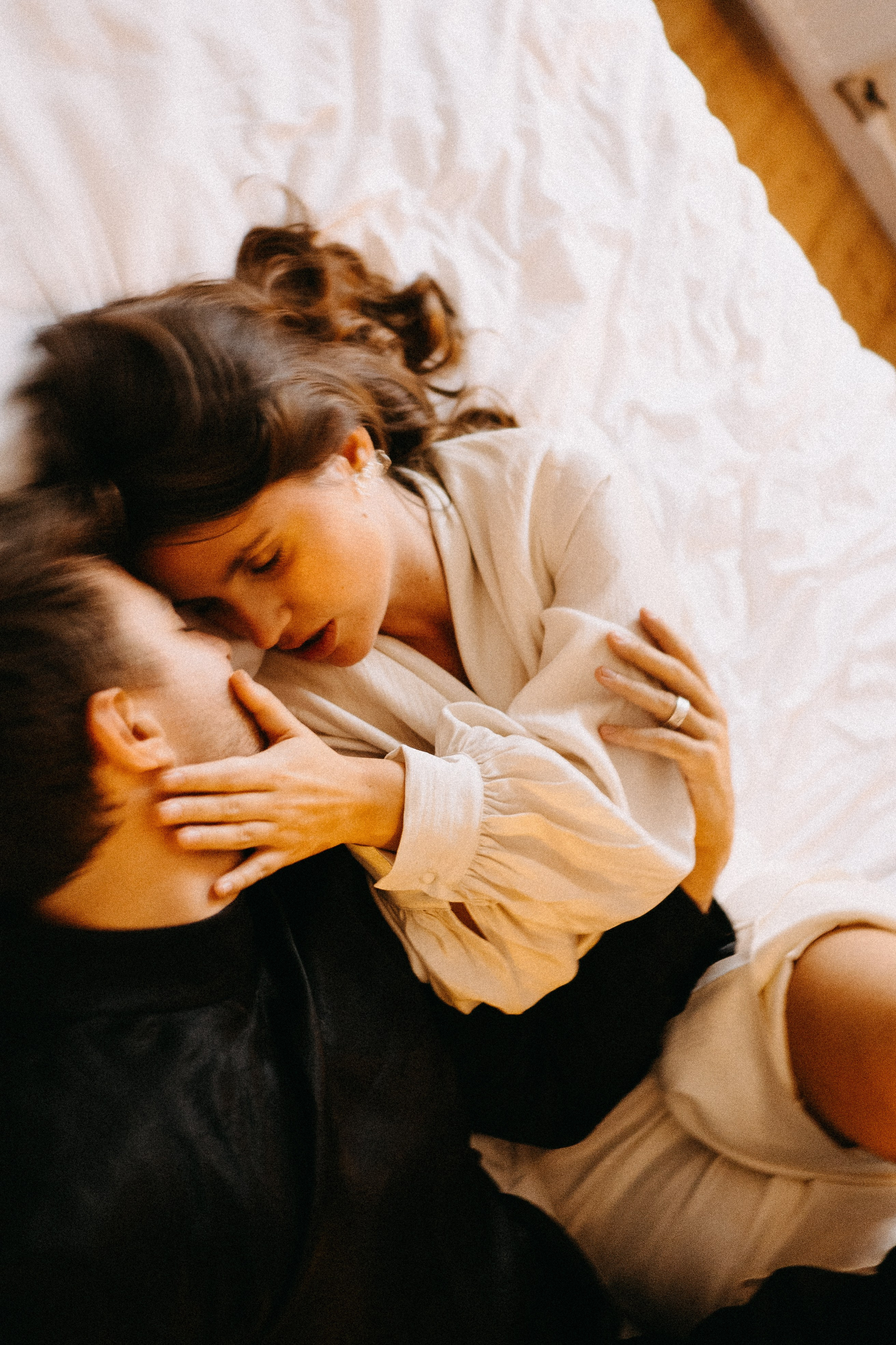 СБОРЫ ЖЕНИХА И НЕВЕСТЫ В УЮТНОЙ КВАРТИРЕ В ЦЕНТРЕ САНТК-ПЕТЕРБУРГА. Профессиональный фотограф, Санкт-Петербург — Виктория Богомолова