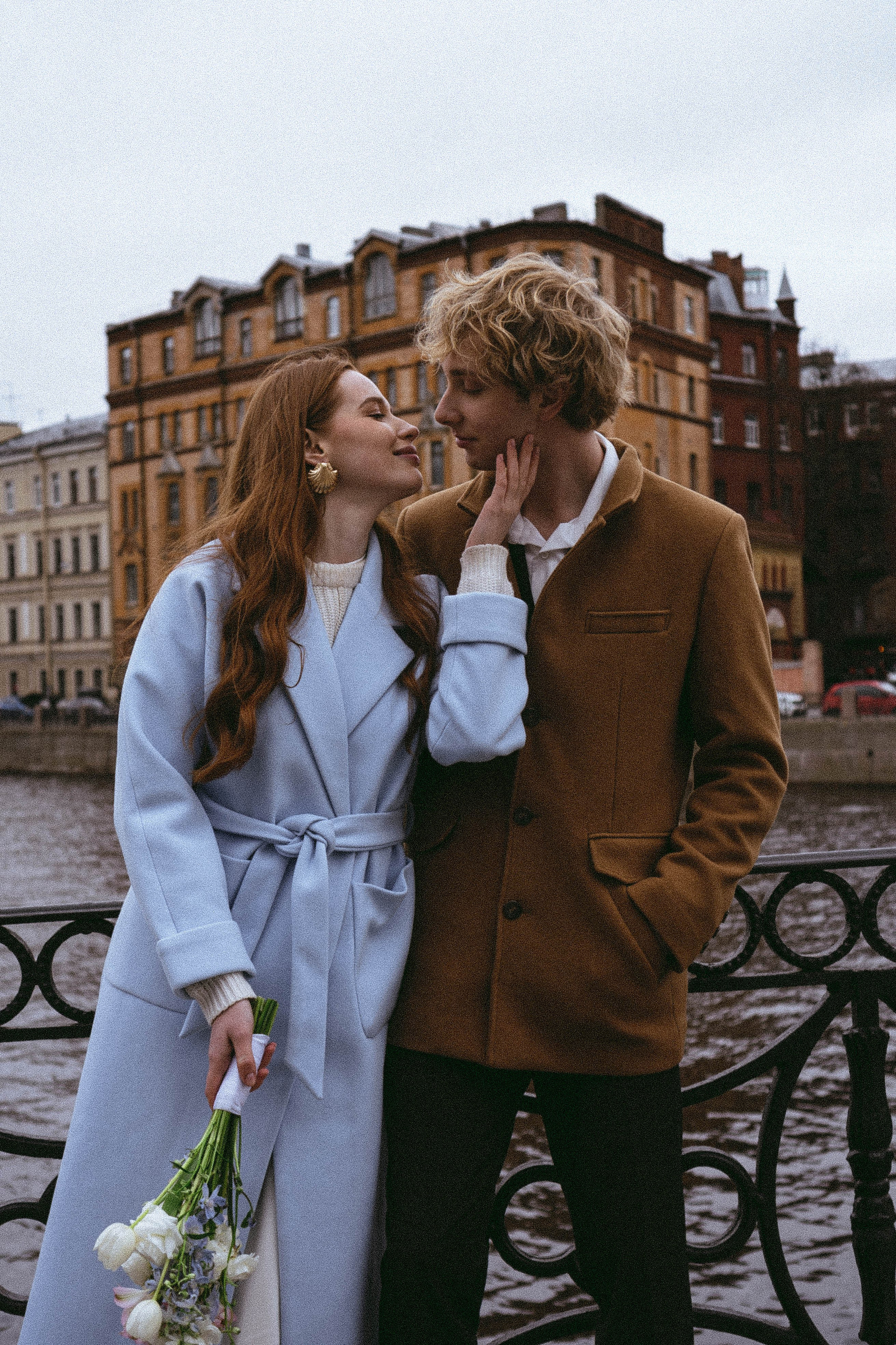 СВАДЕБНАЯ ПРОГУЛКА ПО ПЕТРОГРАДКЕ ВЕСНОЙ (ФОТОСЕССИИЯ ПАРЫ СВАДЕБНАЯ). Профессиональный фотограф, Санкт-Петербург — Виктория Богомолова