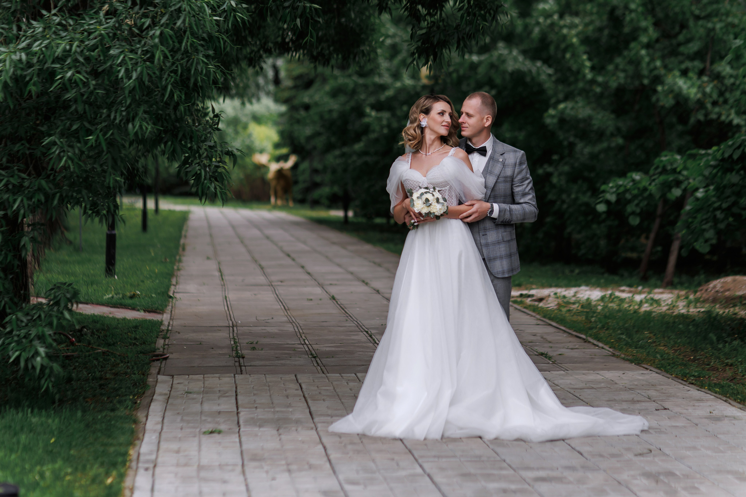 Яков и Валерия. Свадебный фотограф в Омске Яна Савина