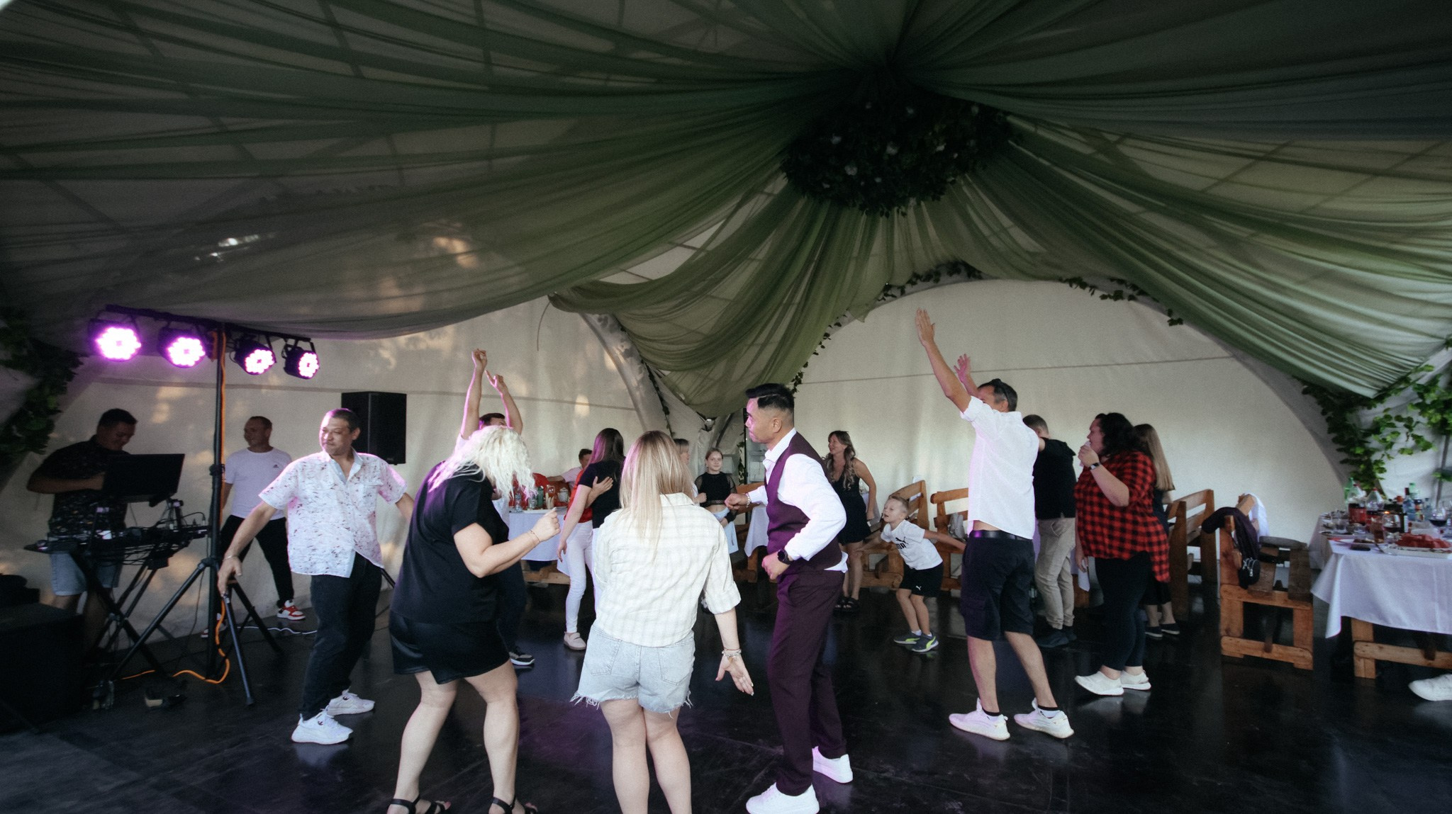 Фабрика Дверей. Свадебный и репортажный фотограф Дмитрий Кононенко