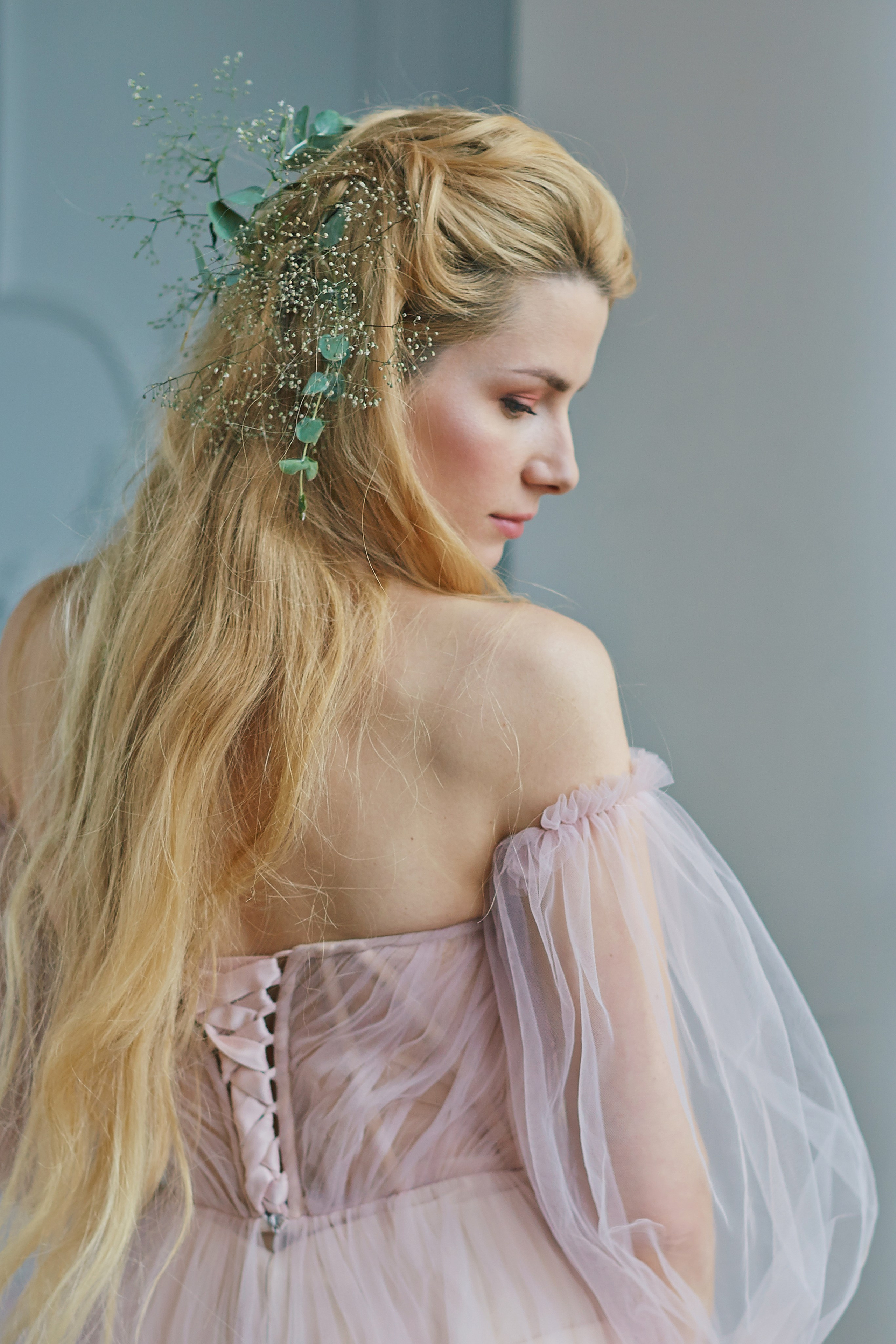 Нежная фотосессия красивой рапунцель. Фотограф Ольга Ефремова