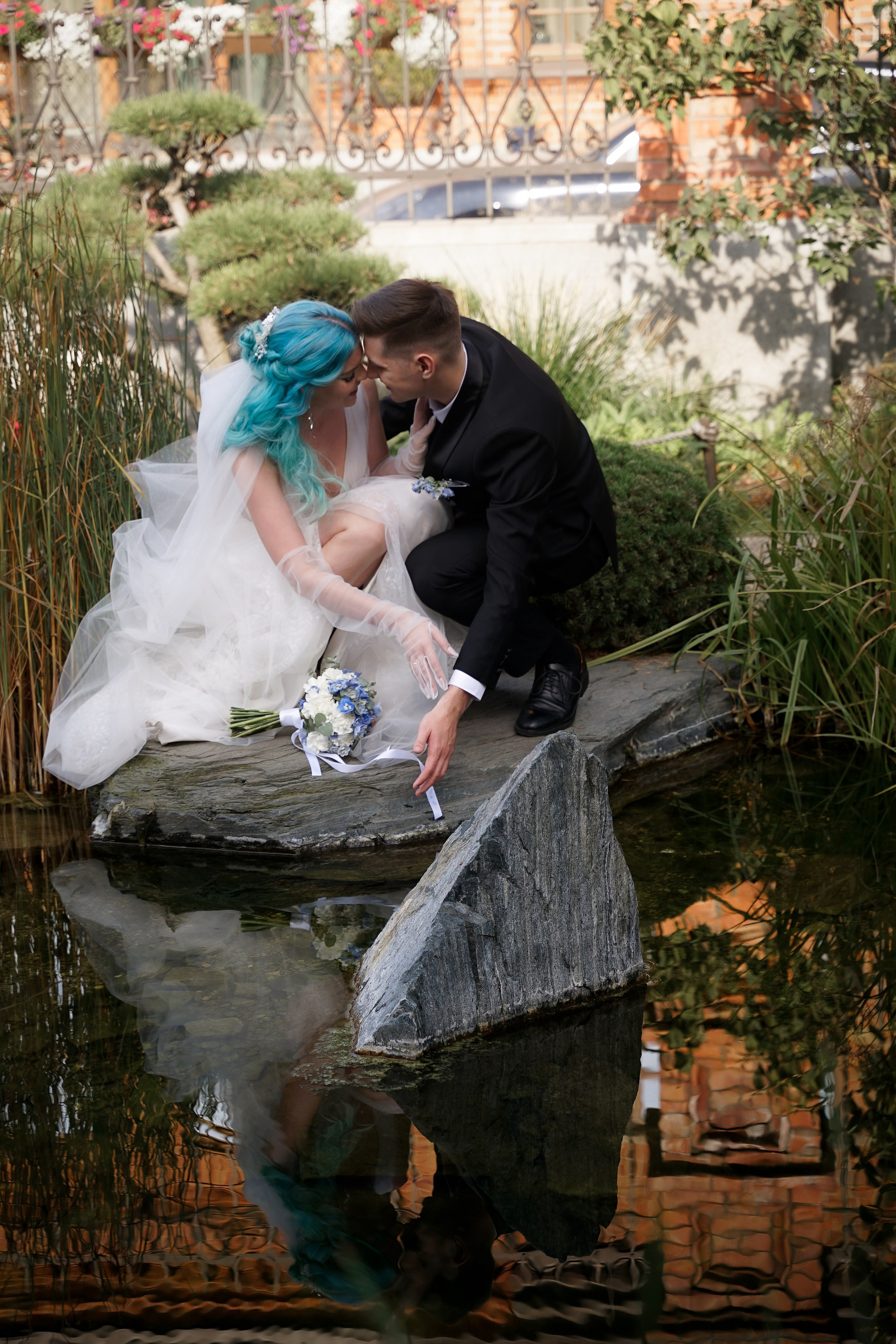 Свадебная прогулка в парке Екатеринбурга