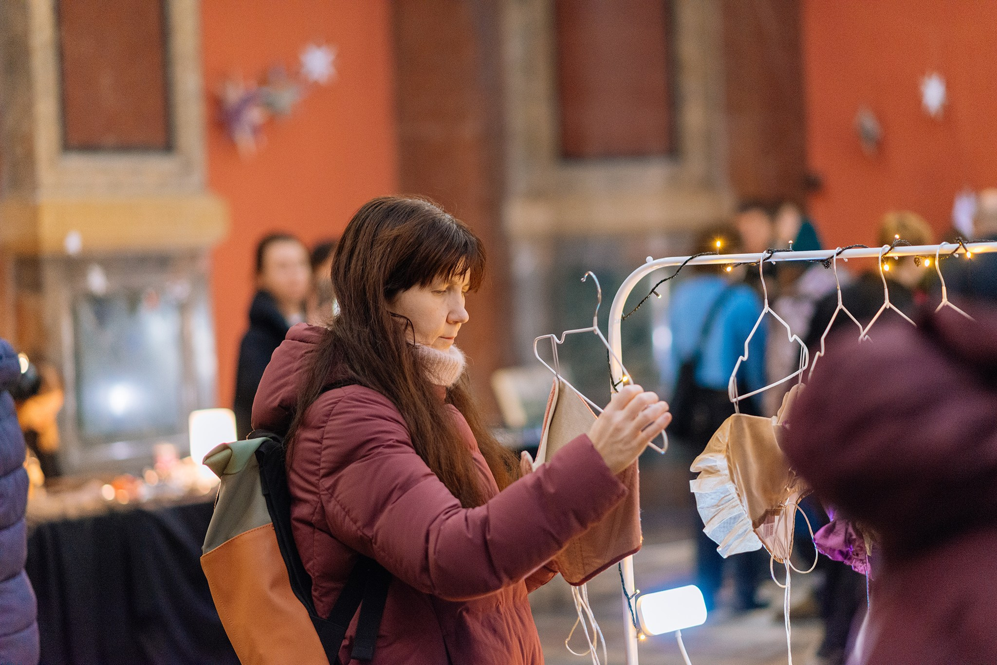 Ёлка. Ярмарка в Академии Штиглица. Декабрь 24. Репортажный фотограф в Санкт-Петербурге Анастасия Клёпова