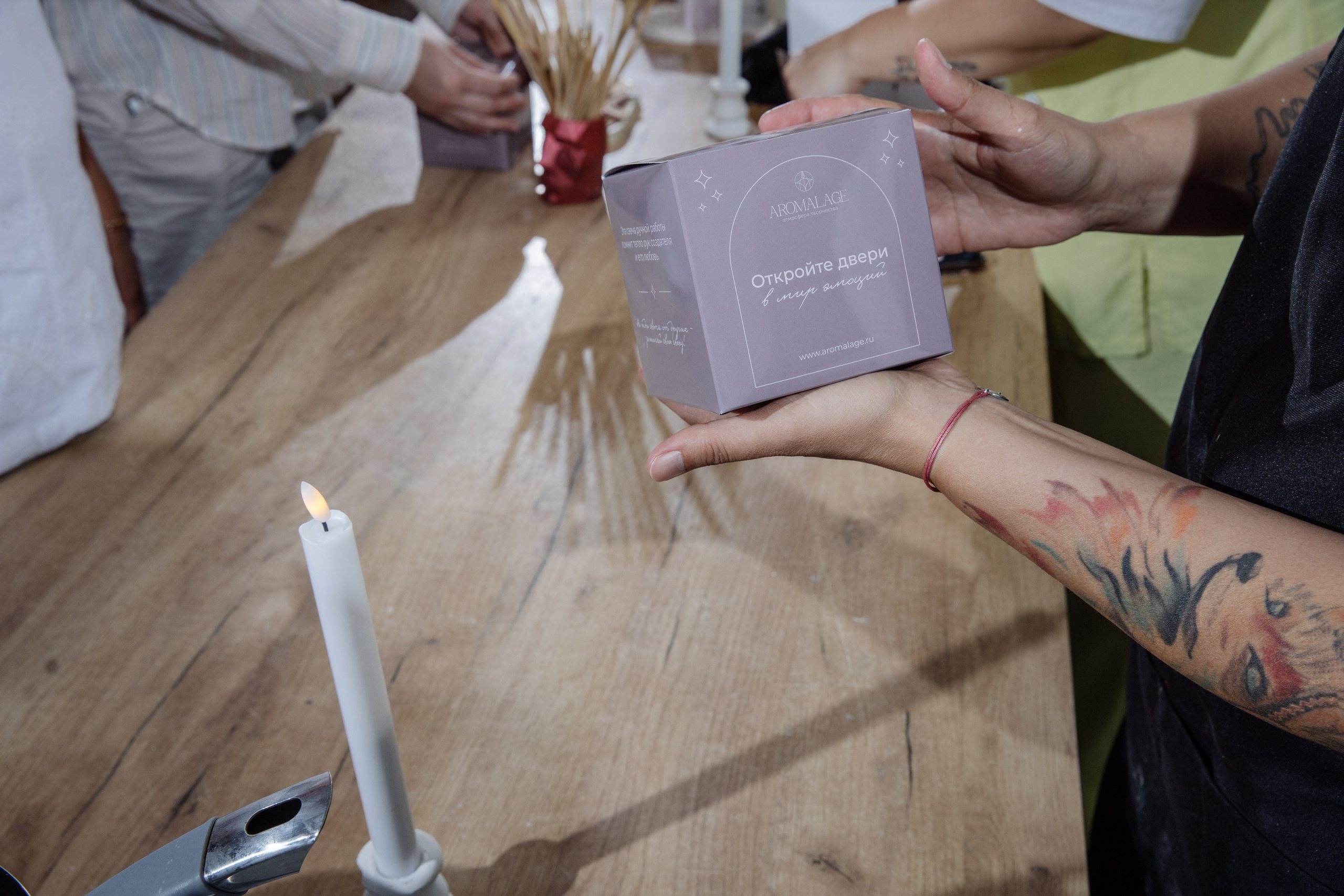 День рождения Марии в студии AROMALAGE — тёплый творческий праздник