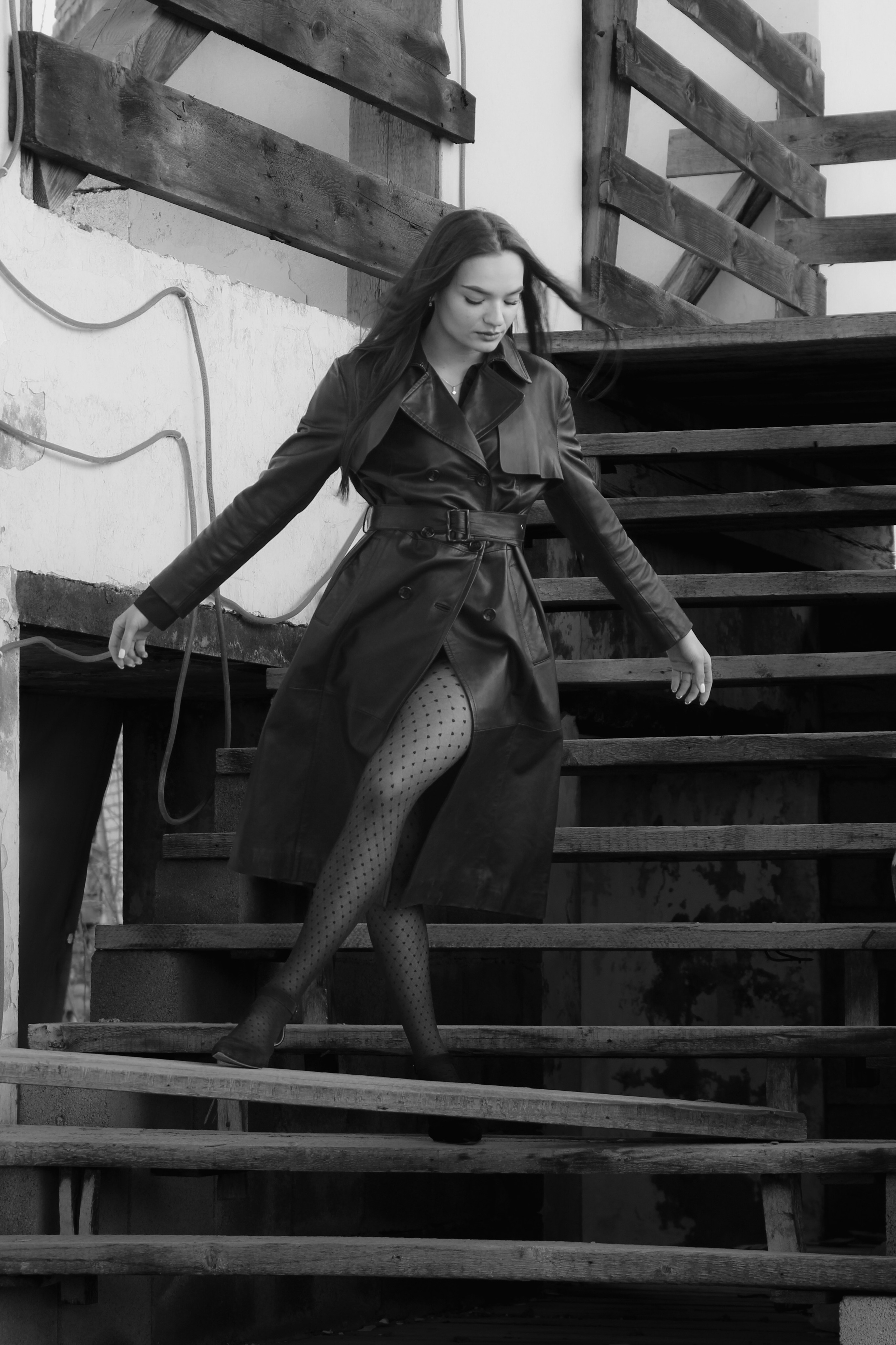 фотограф красноярск уличная съемка фотосессия стрит street фотопрогулка фотография девушки чб фотограф красноярск мужская съемка свадебная фотосессия уличная съемка прогулка фото фотостудия домашняя фотосессия  студийная съемка в студии фотосессия живые фото 