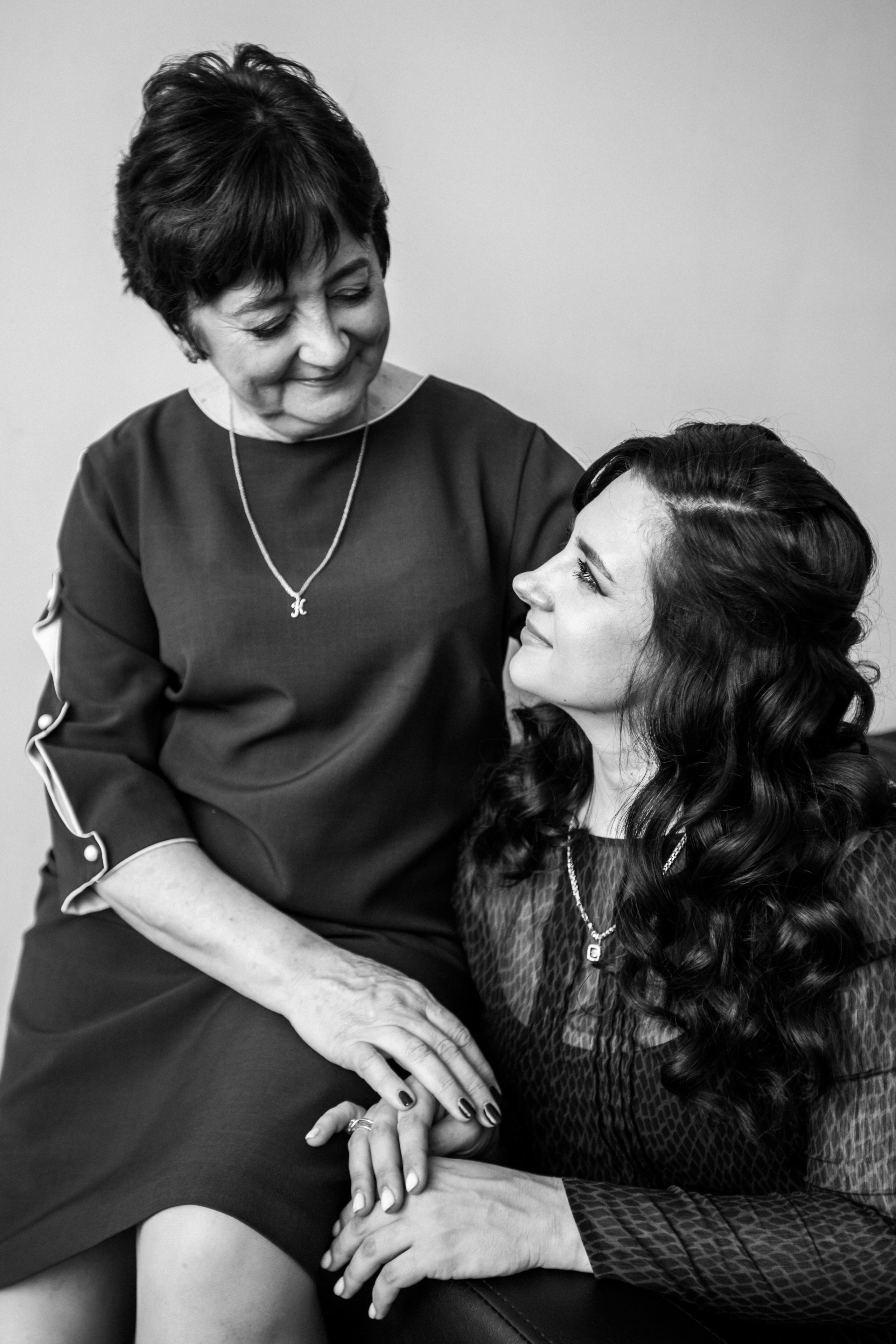 Настя, Маша и Мама. Главная