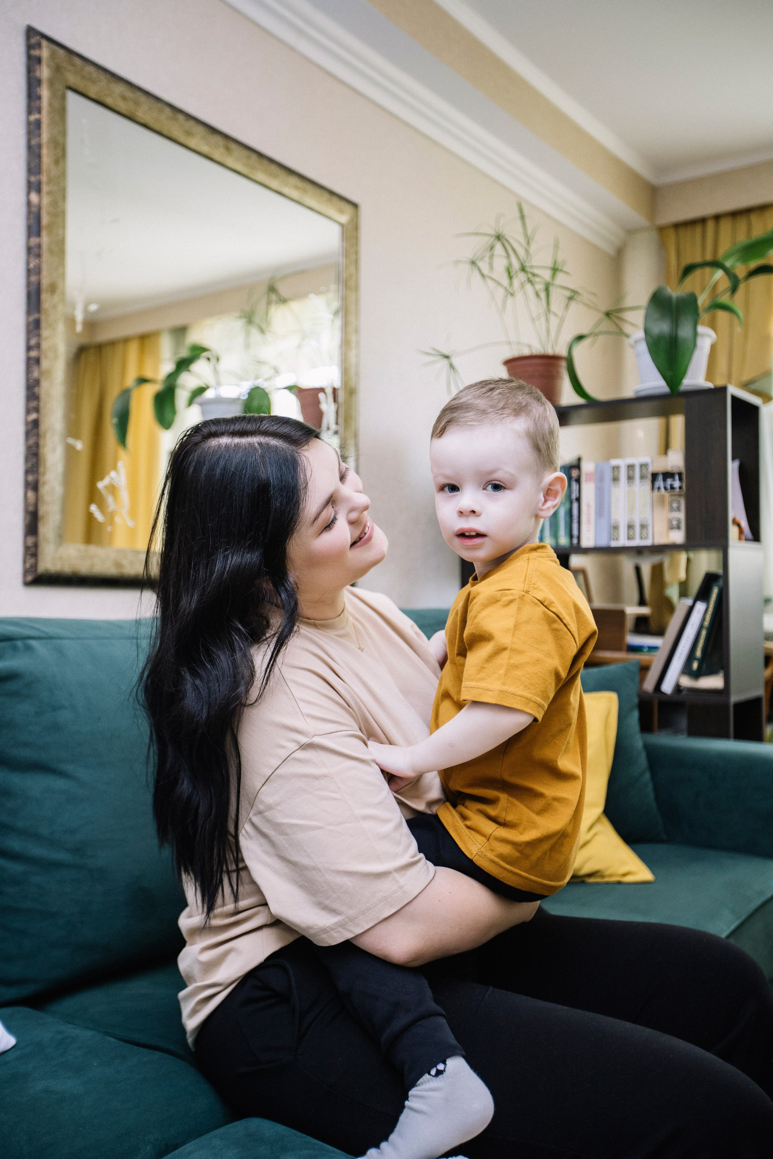 Ярослав + Юля + Егор. Главная