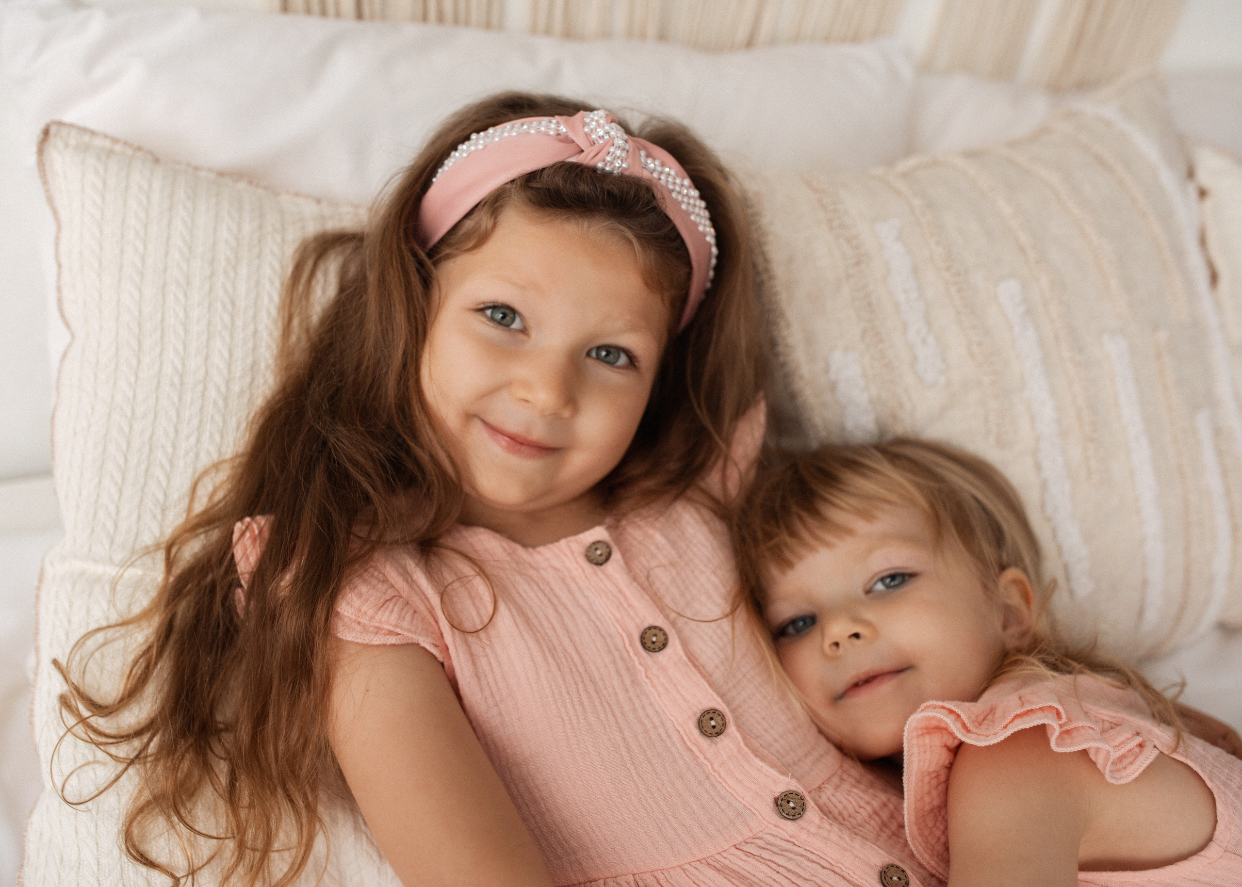 Семейная съёмка новорождённого lifestyle (студия)