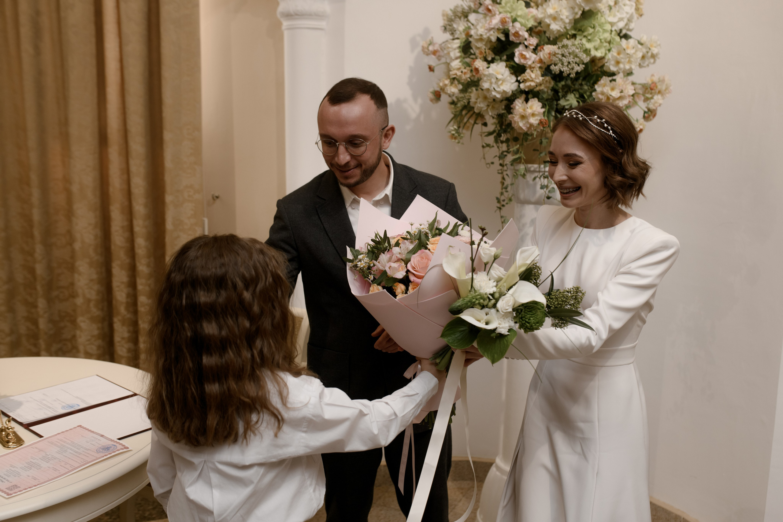 Регистрация Анастасии и Никиты — Краеведческий музей. Свадебный фотограф Екатеринбург/Челябинск — Любовь Волохова