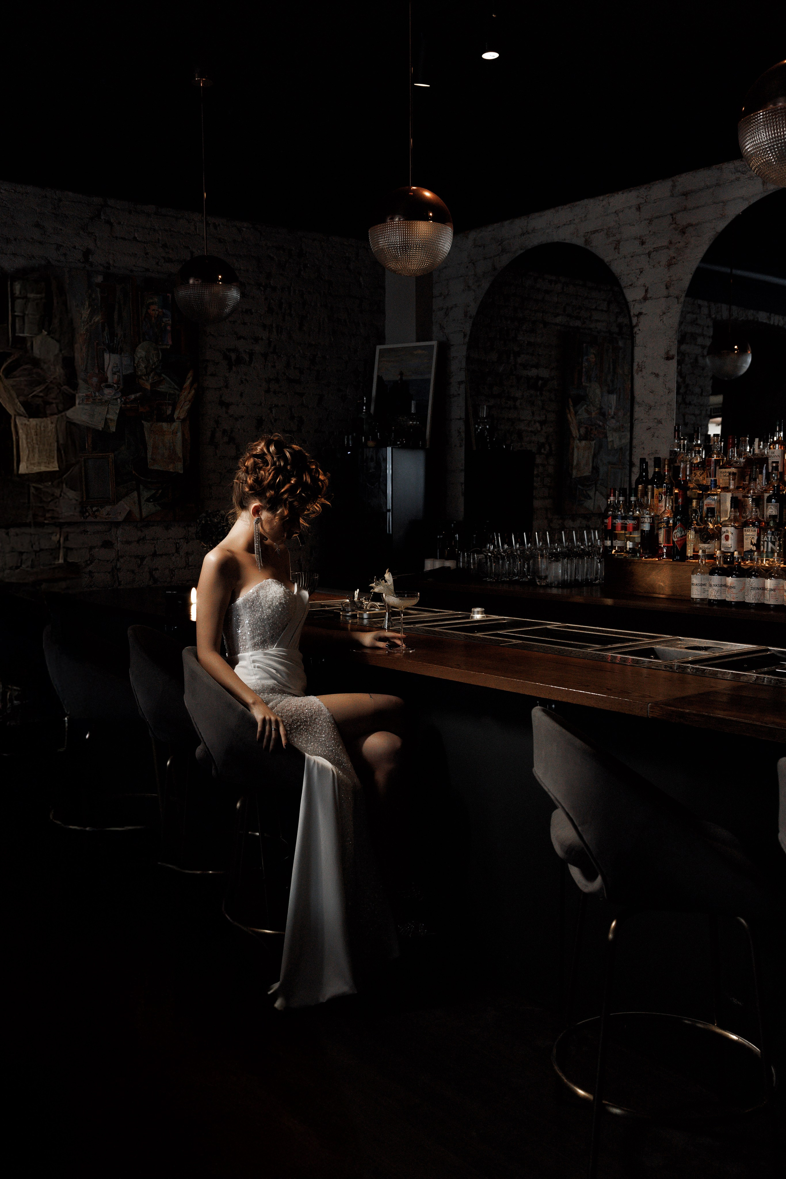 Свадебная серия в баре. Свадебный и семейный фотограф  во Владивостоке Ольга Украинец