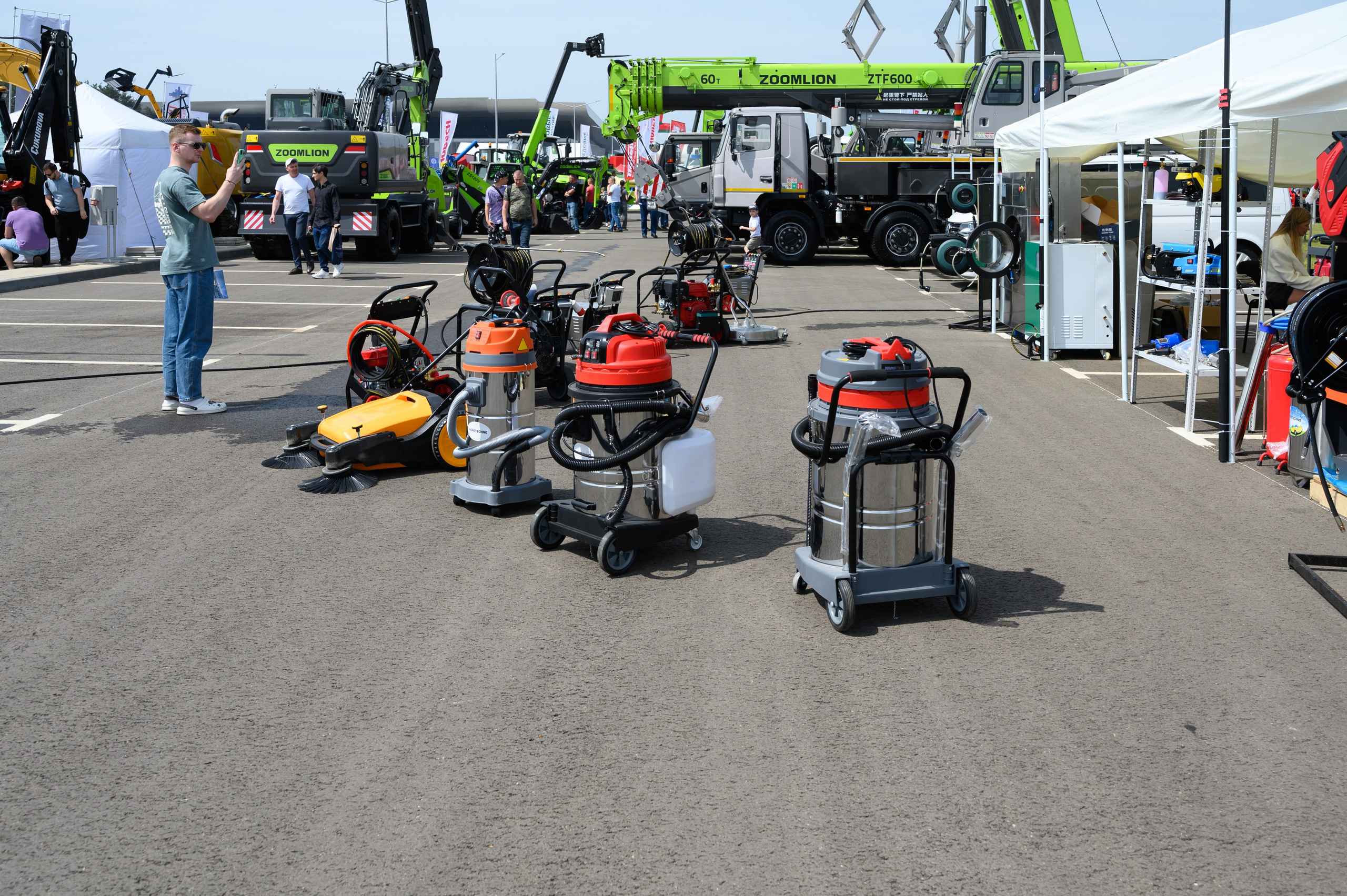 Агровыставка. Фотоуслуги, услуги фотографа, фотографирование важных событий