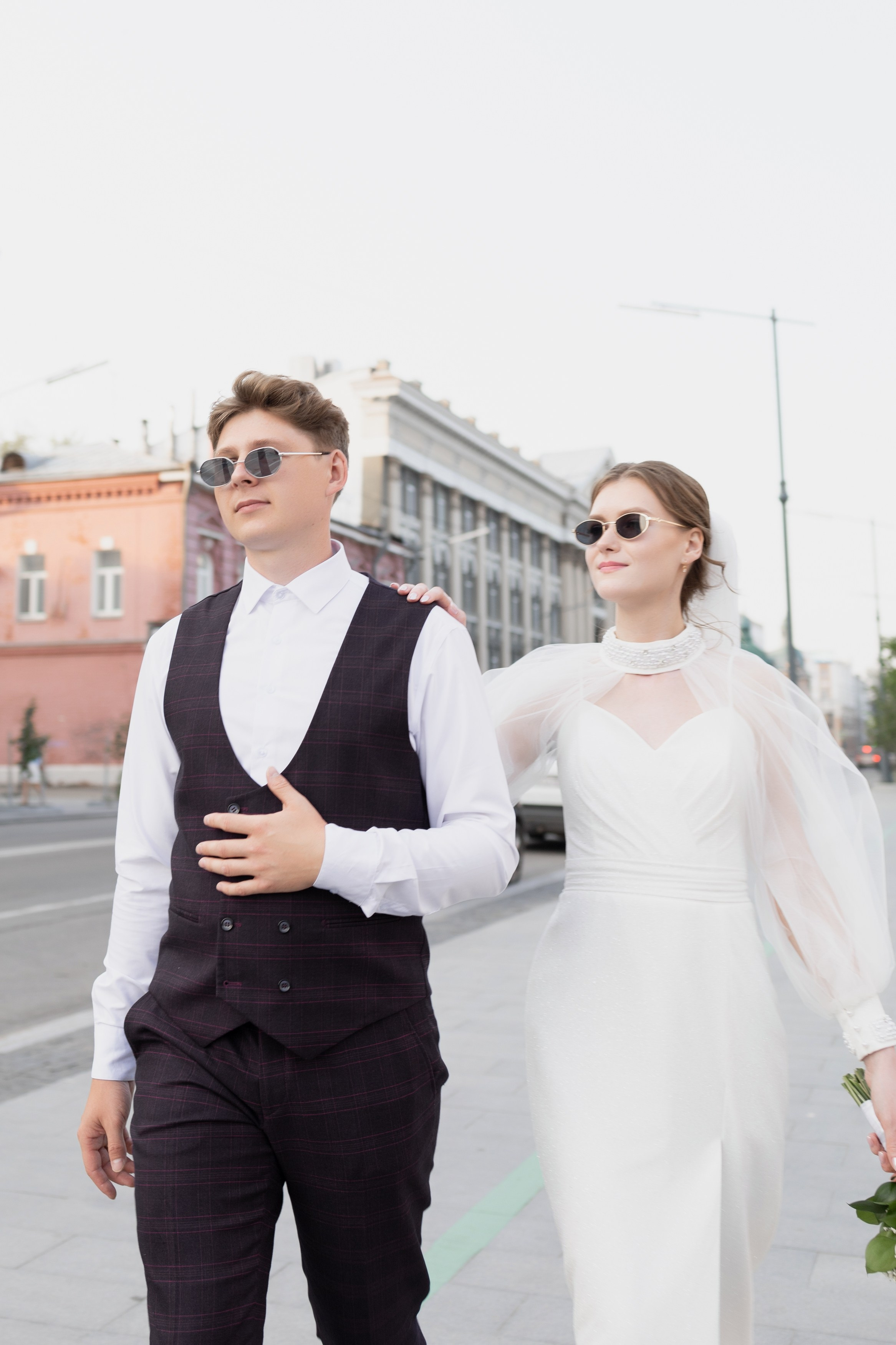 Владислав и Юлия Вечерняя прогулка по городу. Свадебный Фотограф в Иркутске Екатерина Елисеева