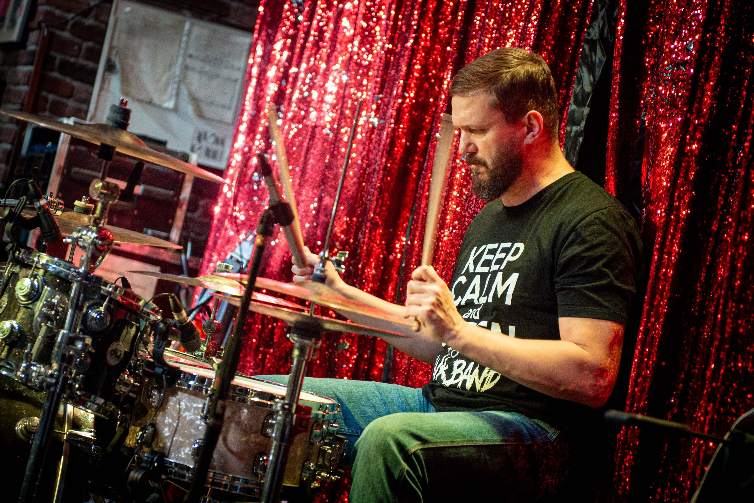 LifePub 16.12.2024. Московская кавер-группа BankBand