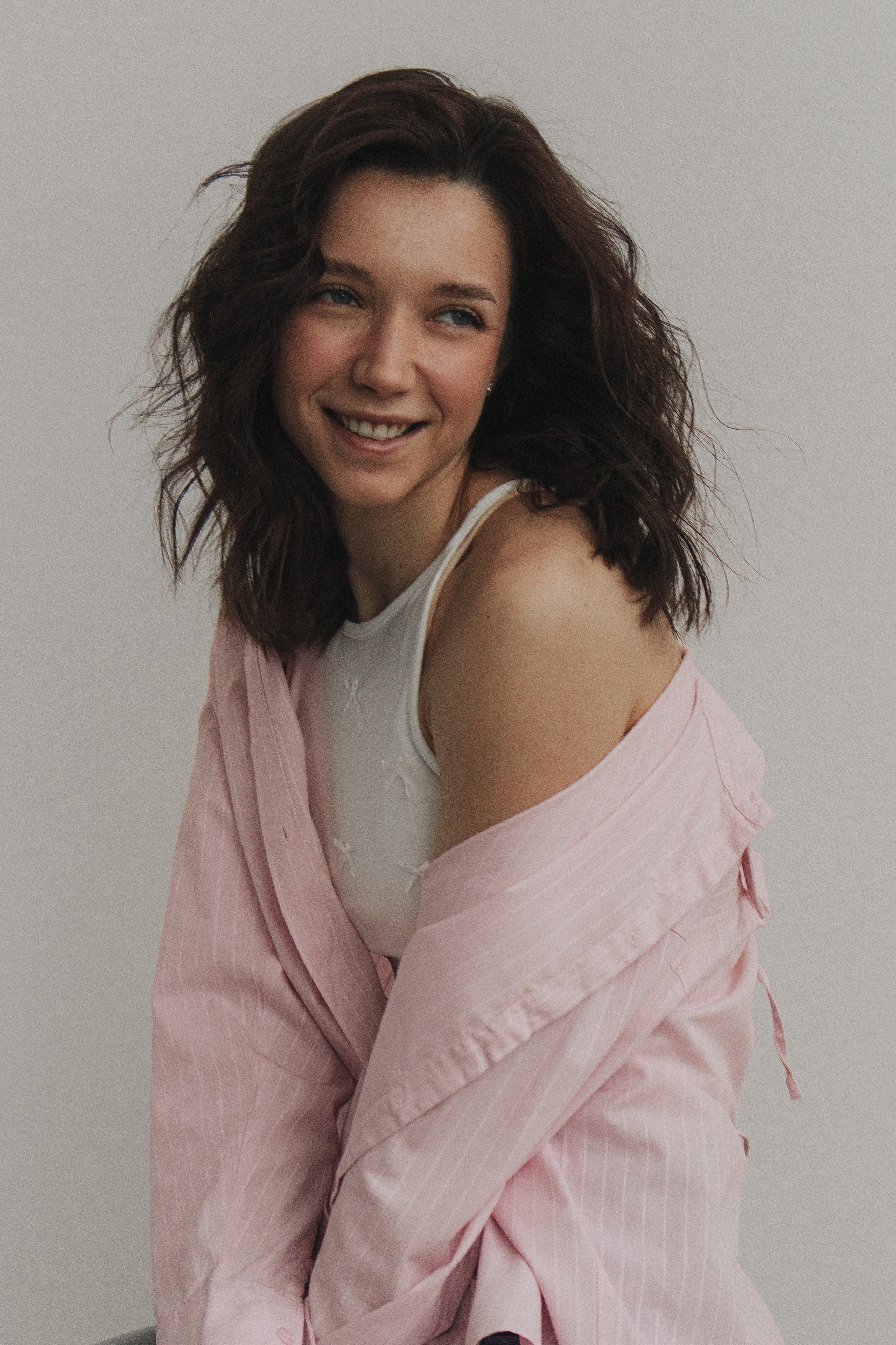 Софья. Весенняя фотосессия в студии. Семейный и женский фотограф Москва Юлия Левада