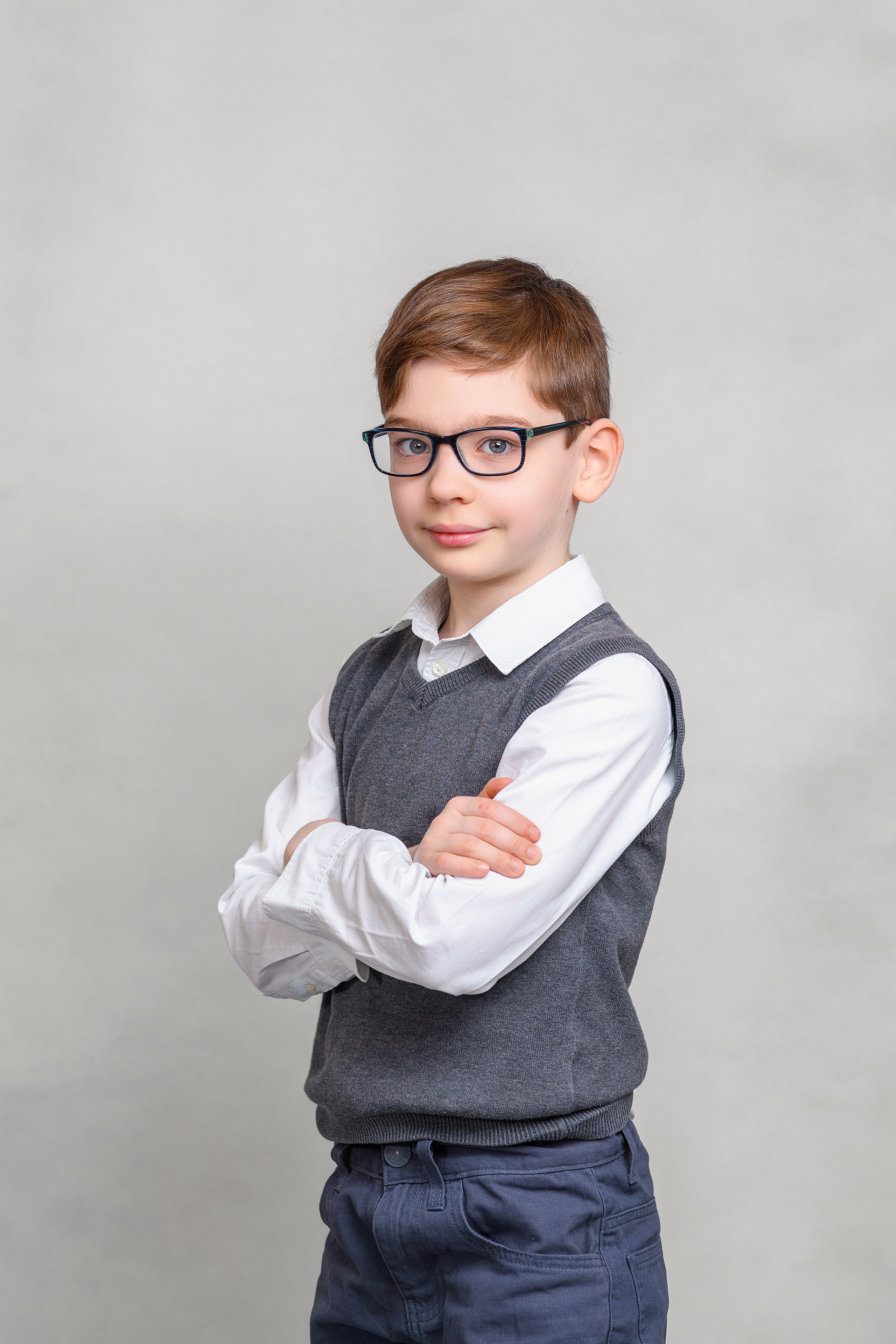 Начальная школа. Портреты на фоне. Первенцева Елена. Школьный фотограф в Москве и МО