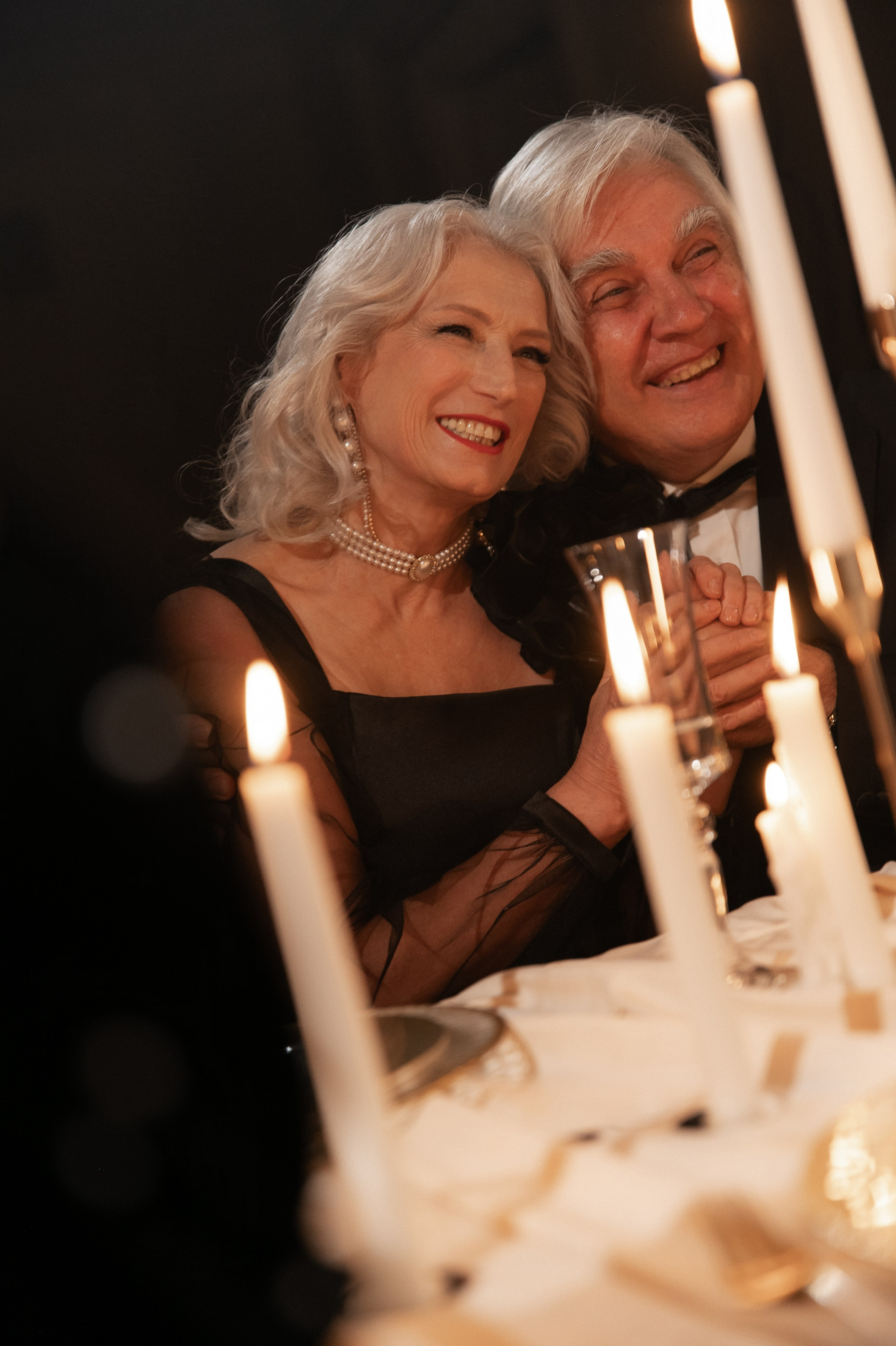 Камерный свадебный ужин при свечах в старинном особняке в фотостудии 21. Kult. Ярослава Ерина — свадебный фотограф в Москве