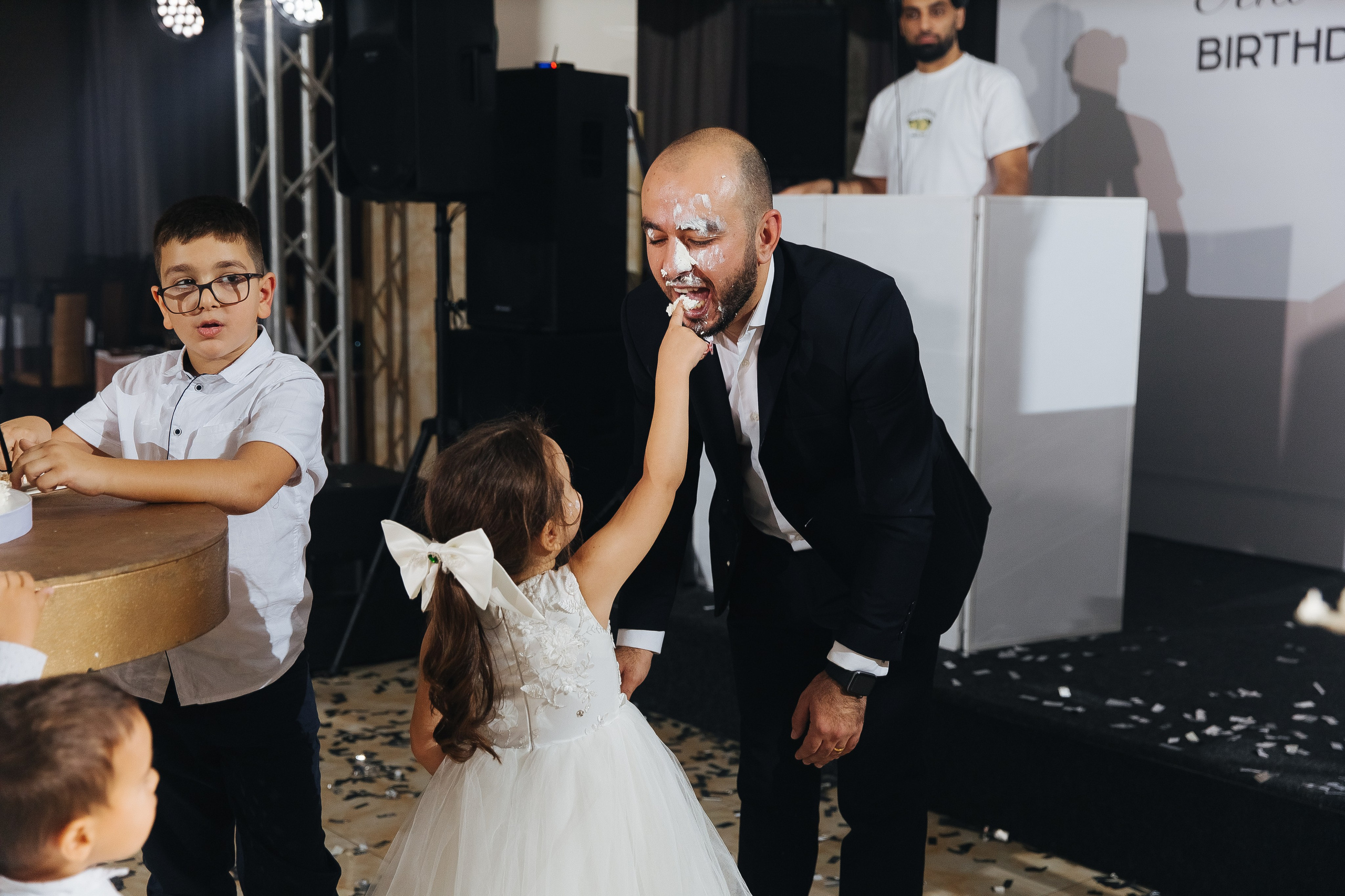 Ани и Назели. 35&5 День рождения, «Янтарь». Фотограф в Красноярске Надежда Воскресенская