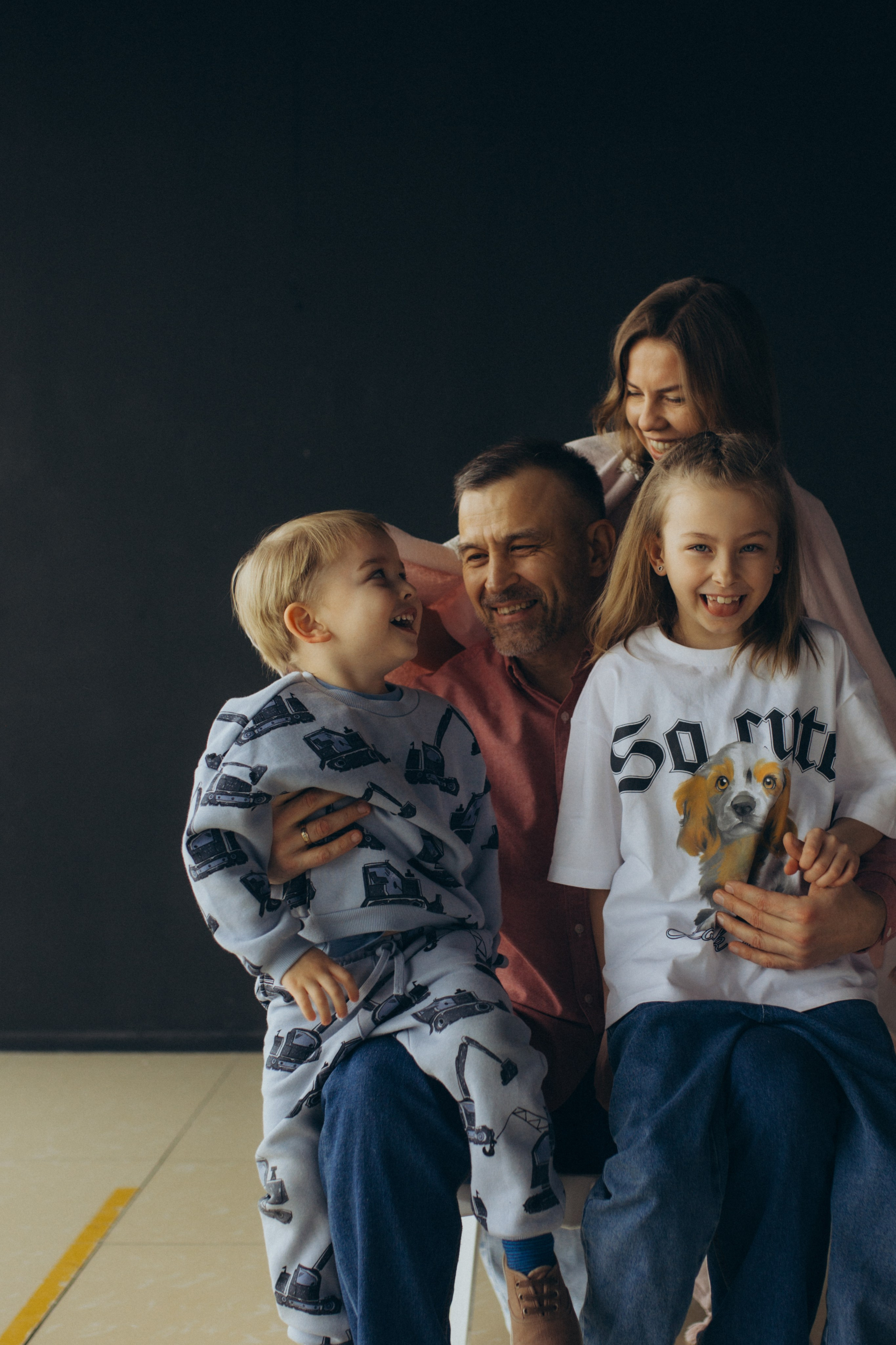 Семейная в студии. Семейный фотограф Lifestyle Ноябрьск/Губкинский/Тобольск