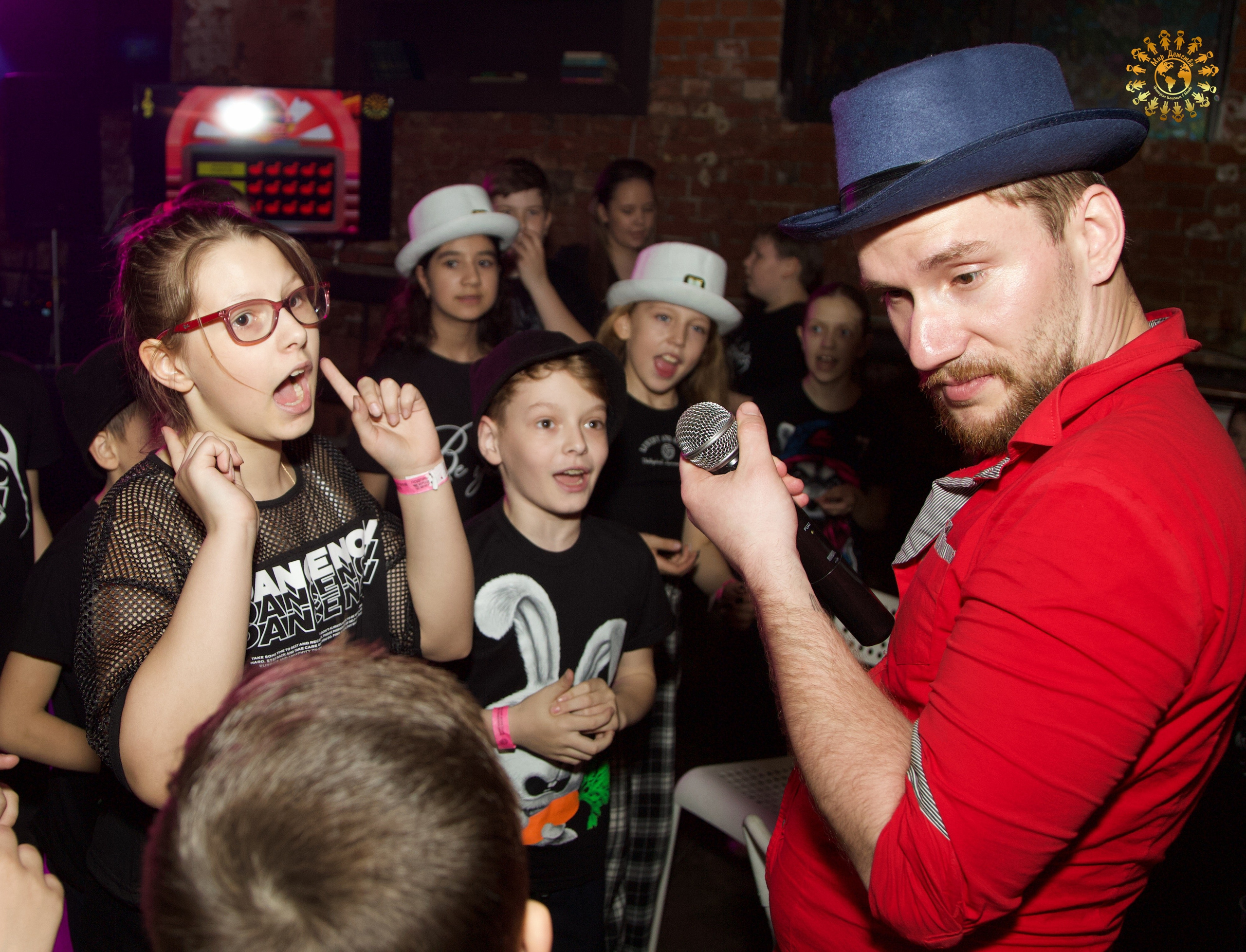 Выпускной 2023 (Школа 667, 4-й класс). Репортажная съемка в Москве и области. Анималистика