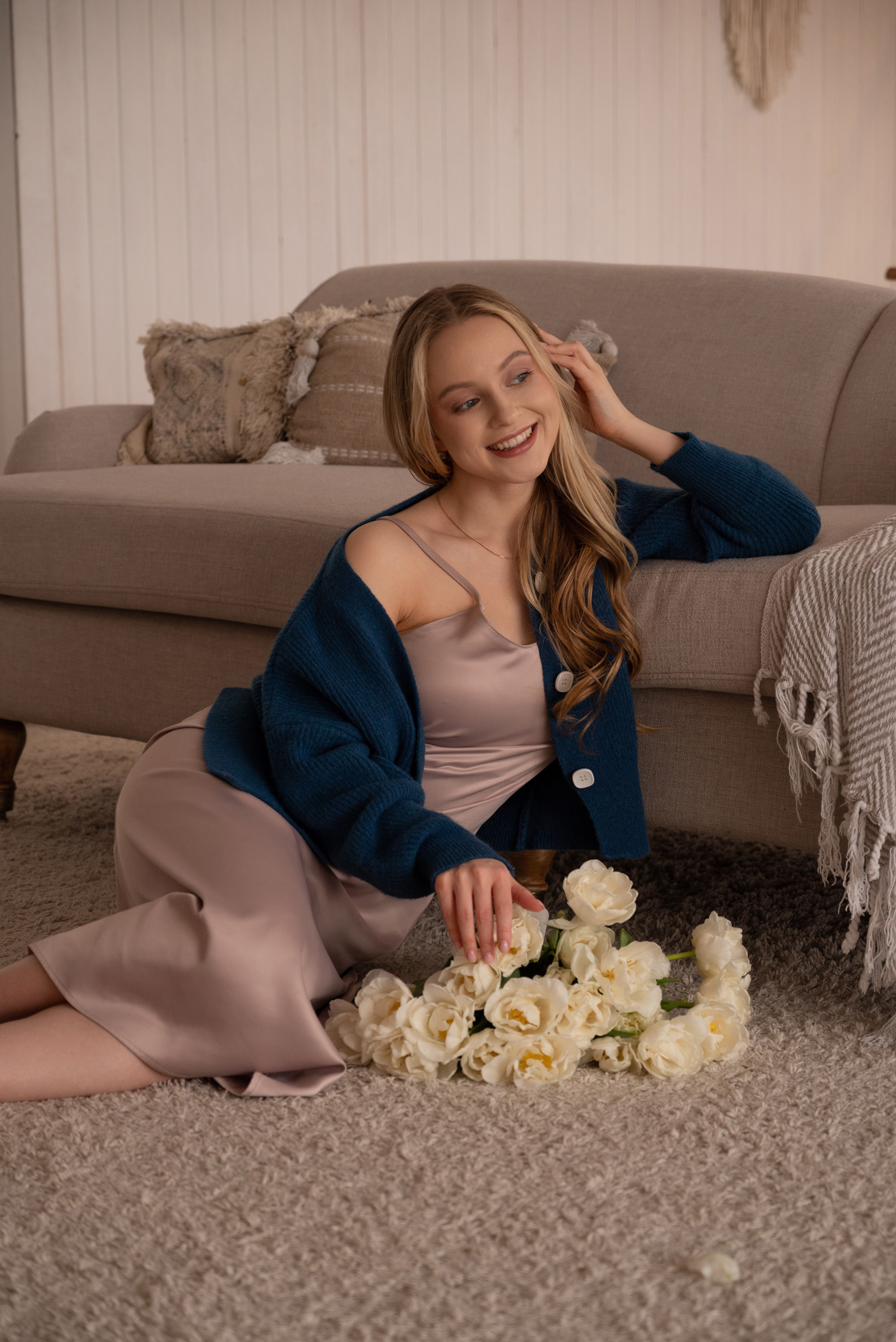 Рената и цветы. Свадебный фотограф в Санкт-Петербурге Владислава Тюльпина