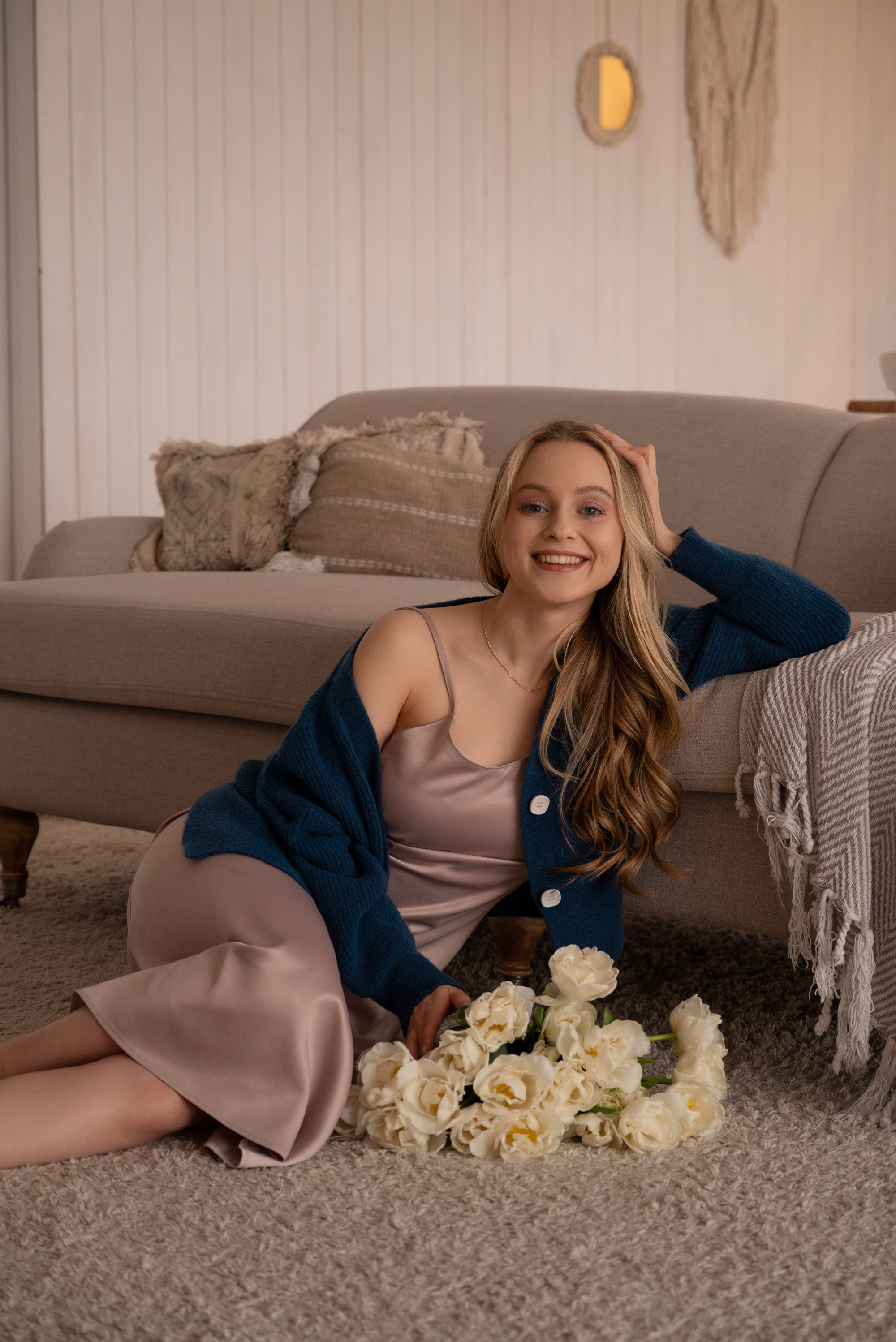 Рената и цветы. Свадебный фотограф в Санкт-Петербурге Владислава Тюльпина